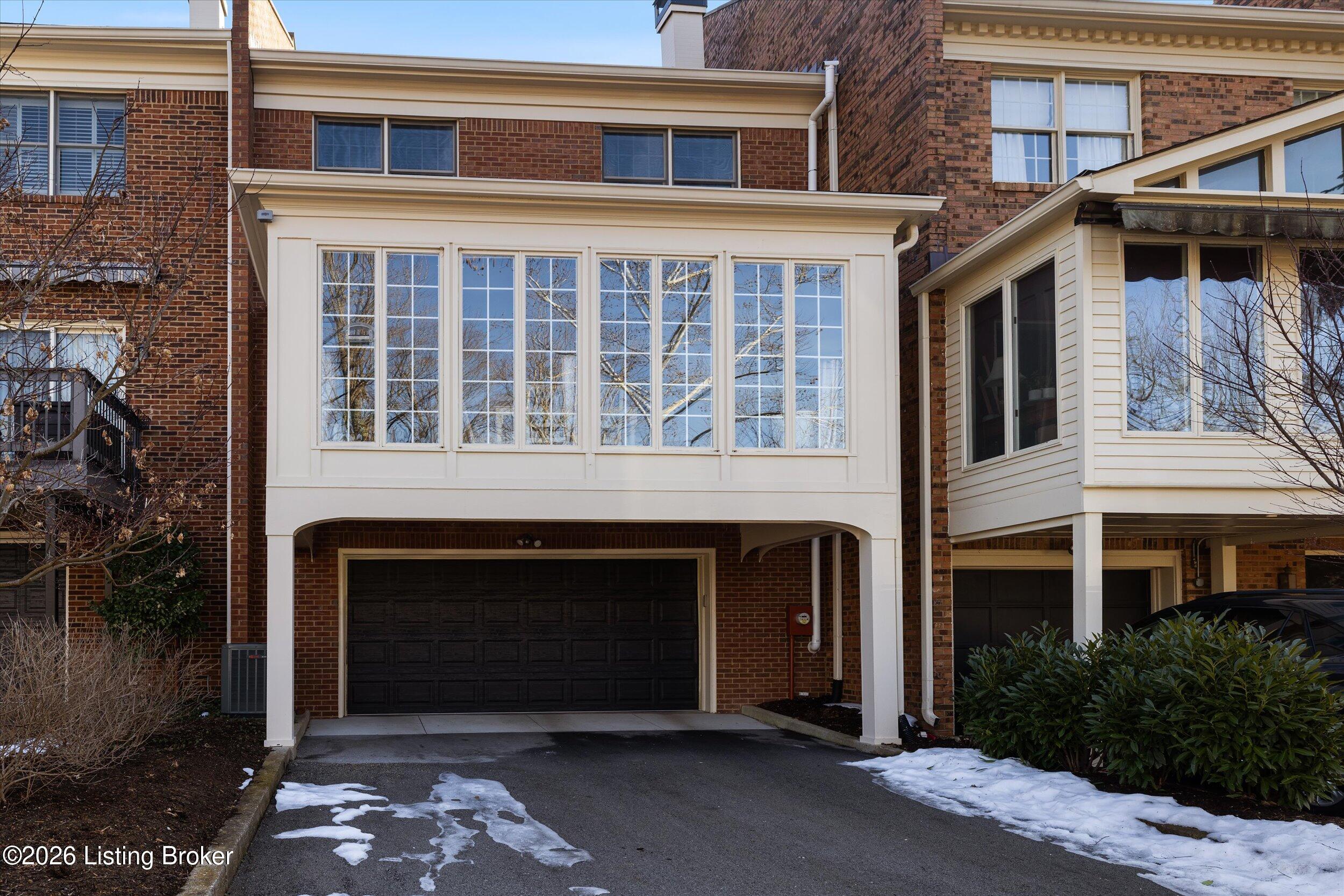 1320 Navajo Ct