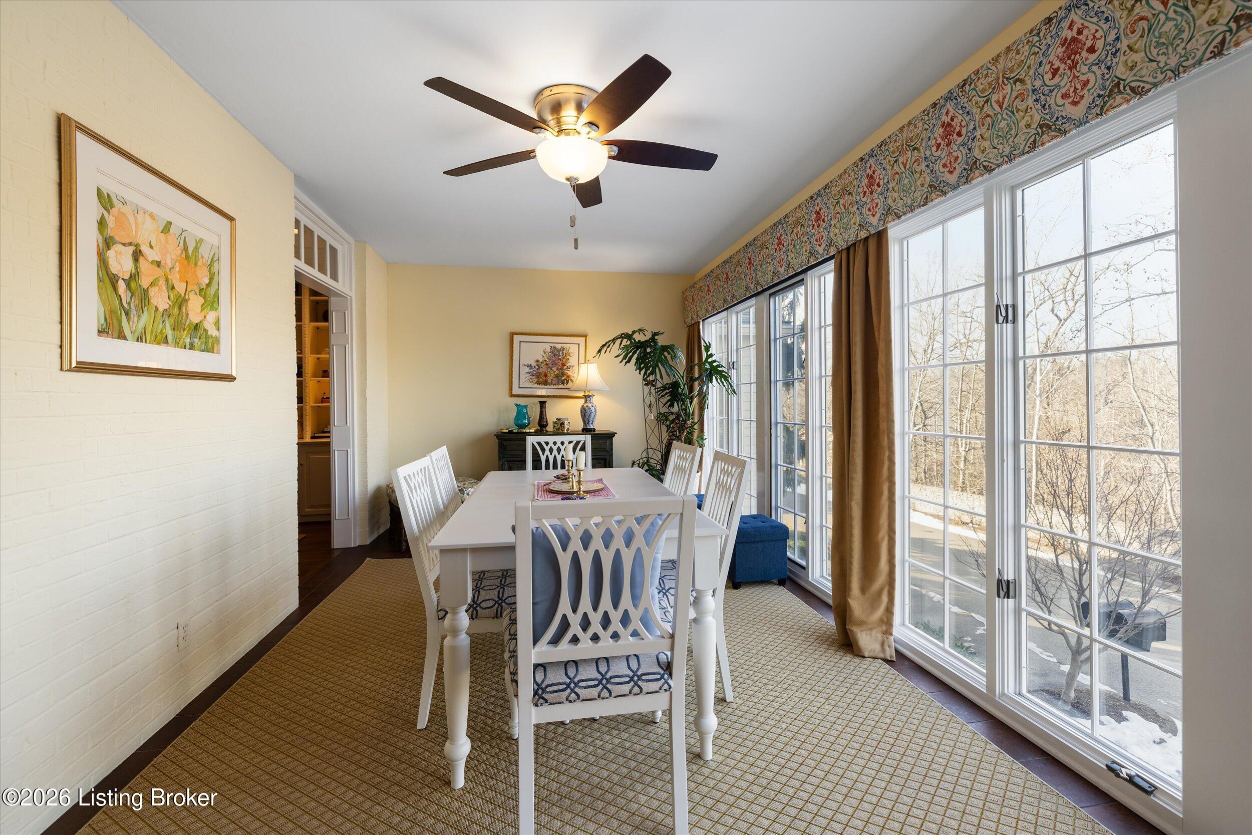 1320 Navajo Ct