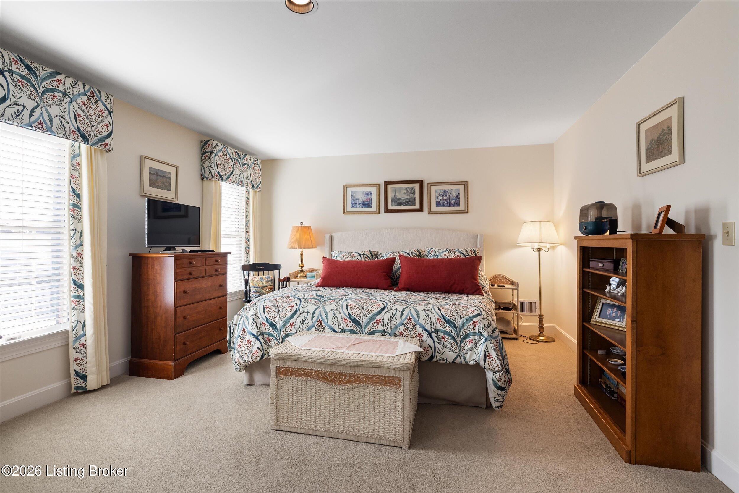 1320 Navajo Ct