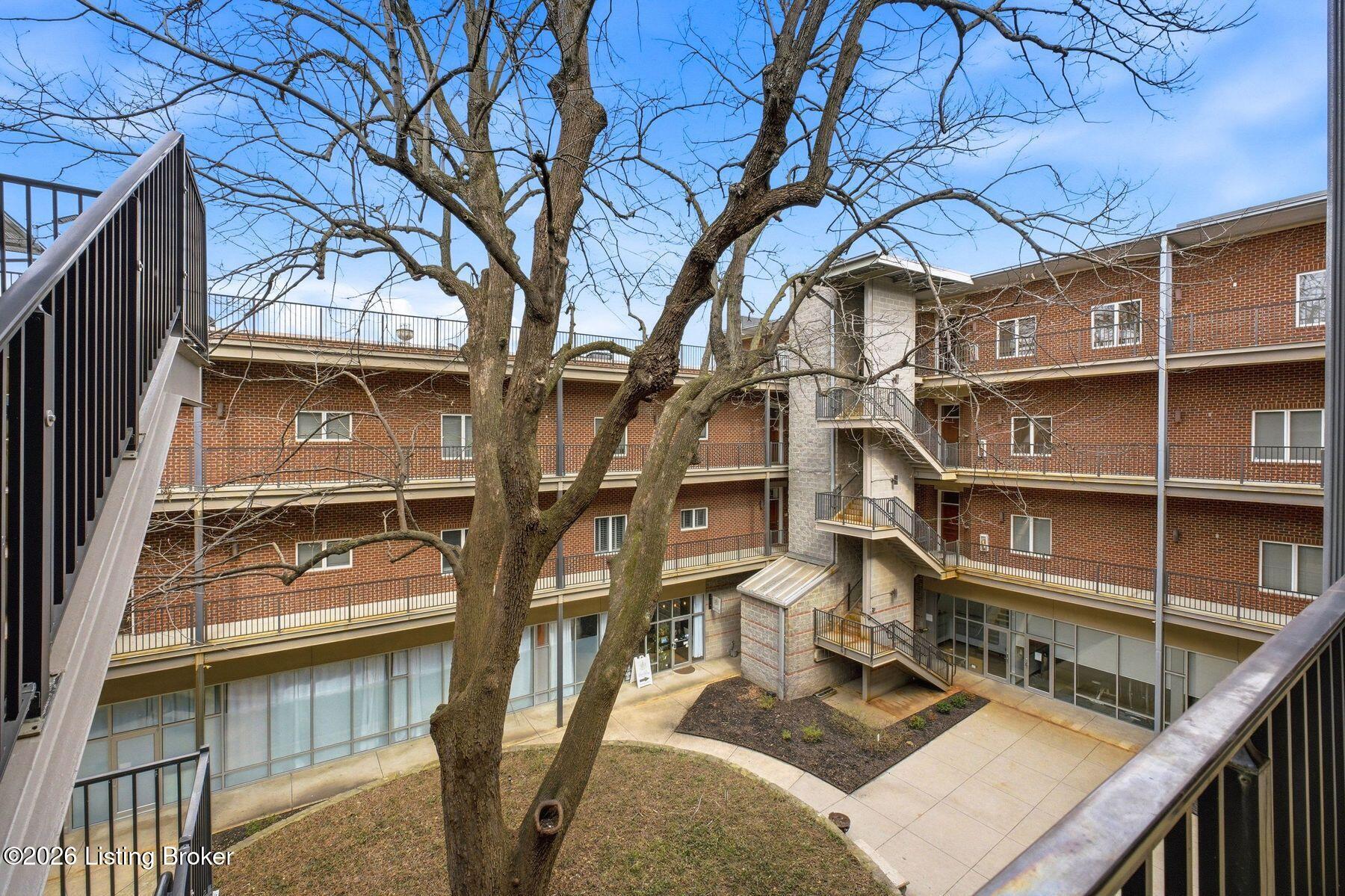 2011 Frankfort Ave 303