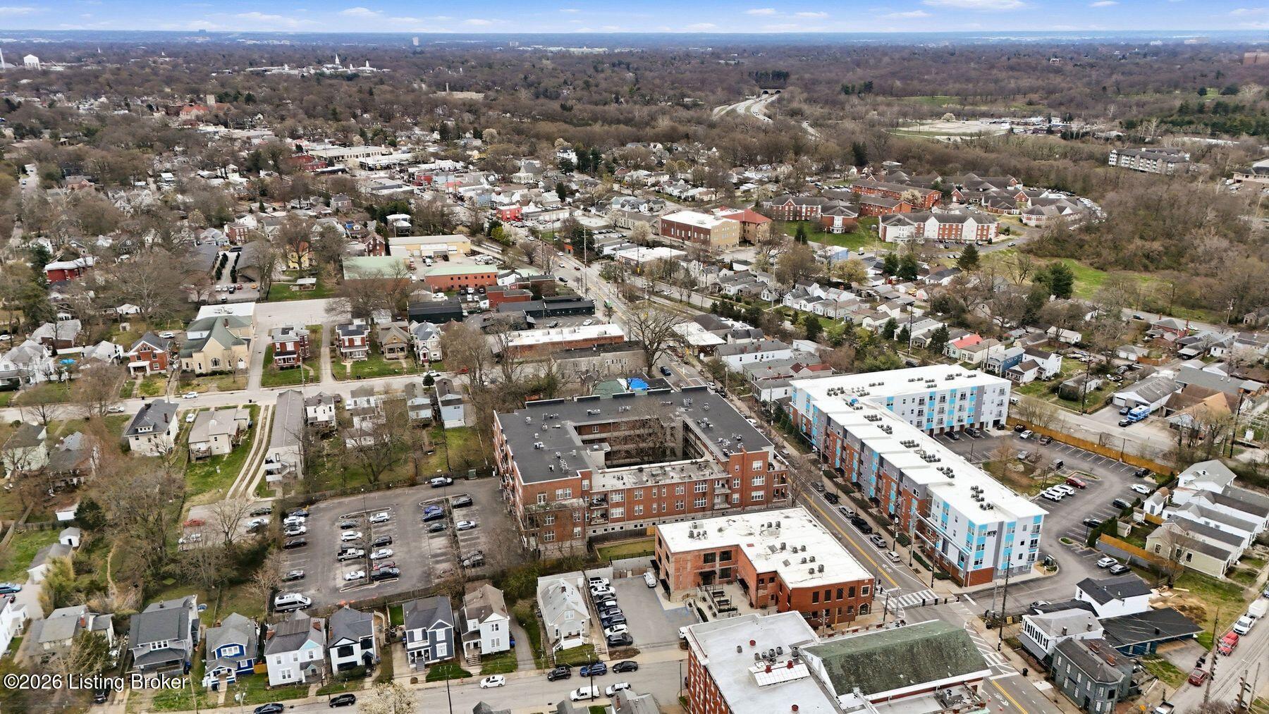 2011 Frankfort Ave 303