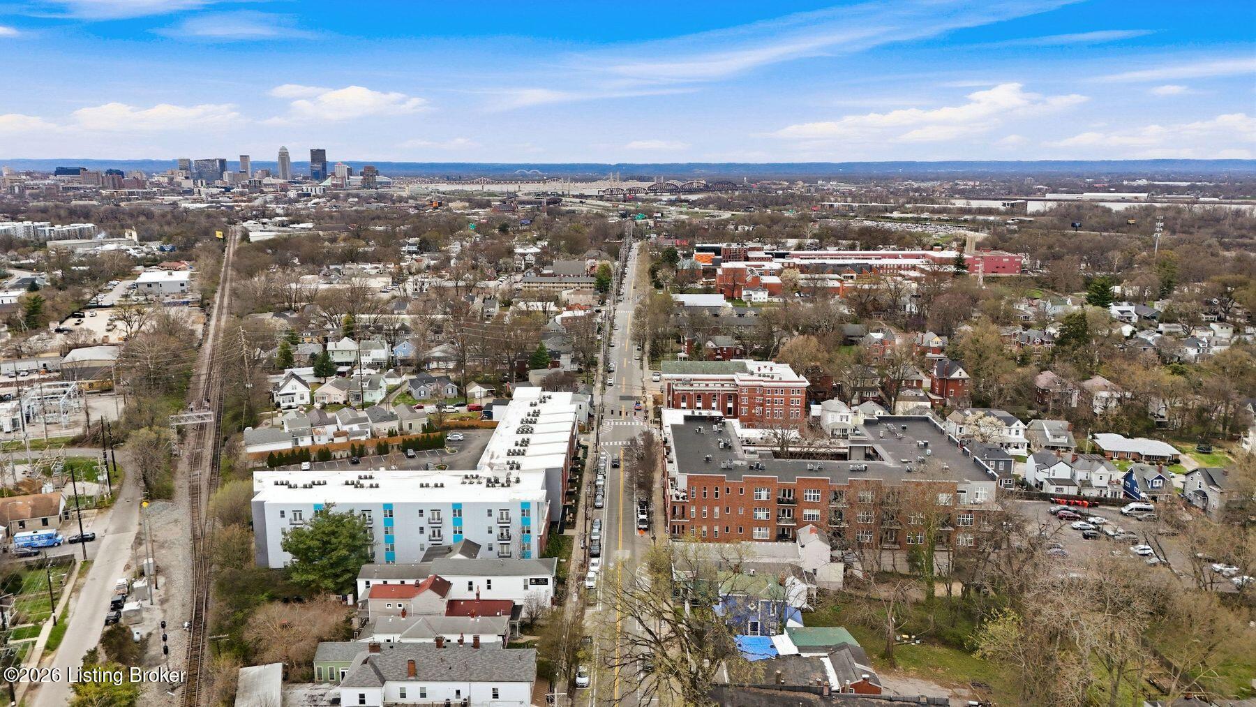 2011 Frankfort Ave 303