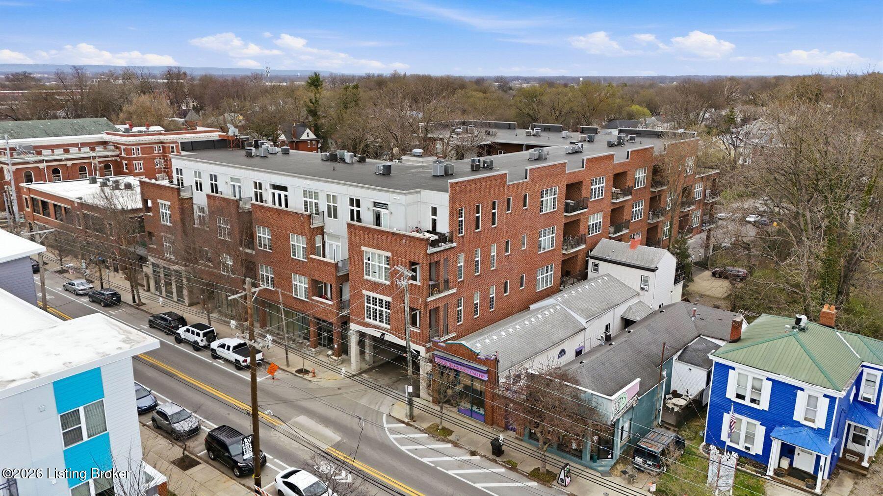 2011 Frankfort Ave 303