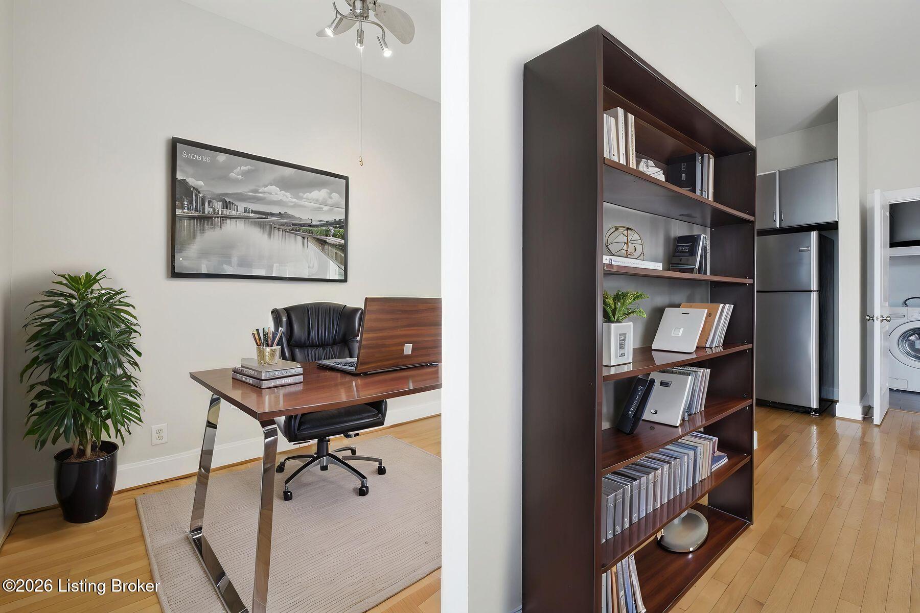 2011 Frankfort Ave 303