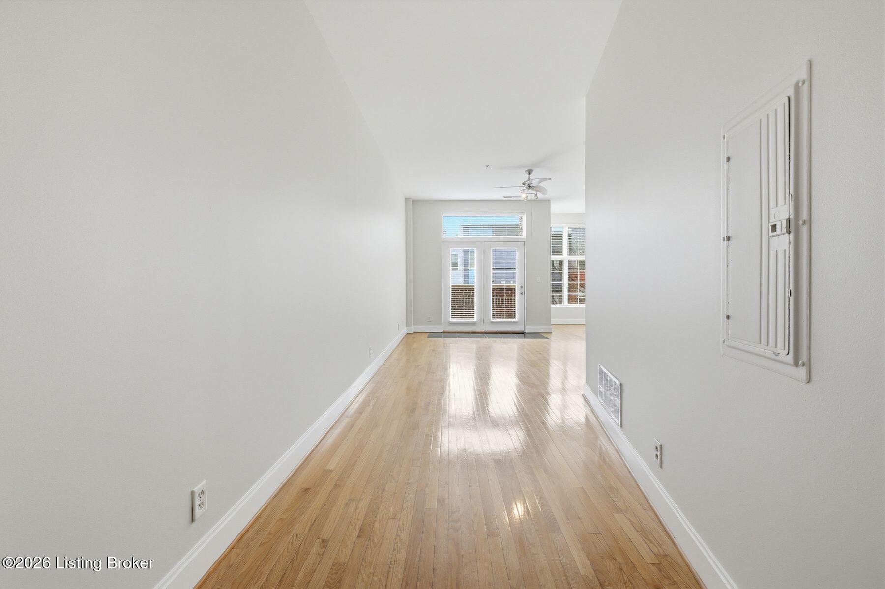 2011 Frankfort Ave 303