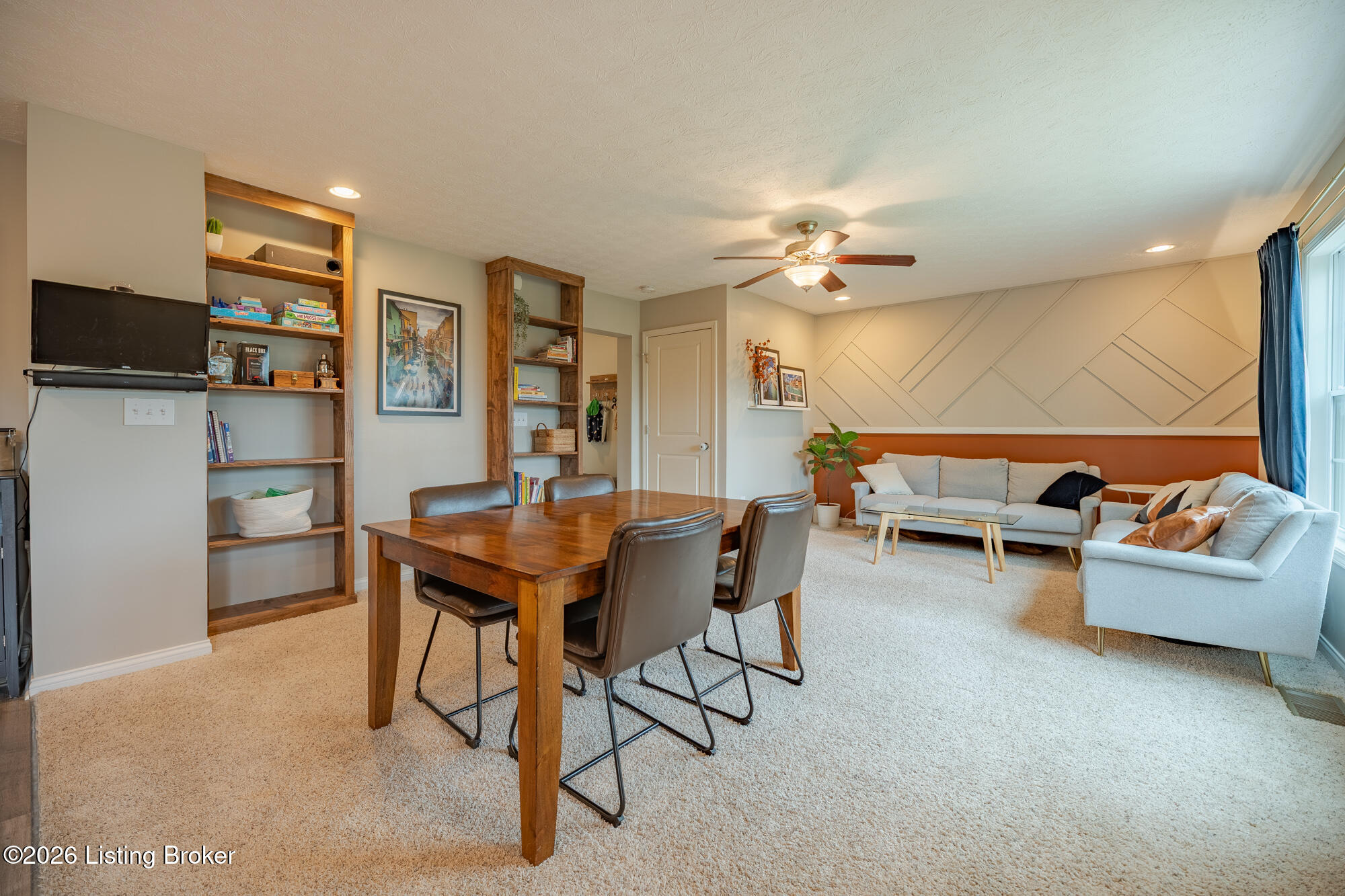 1233 Royal Ave