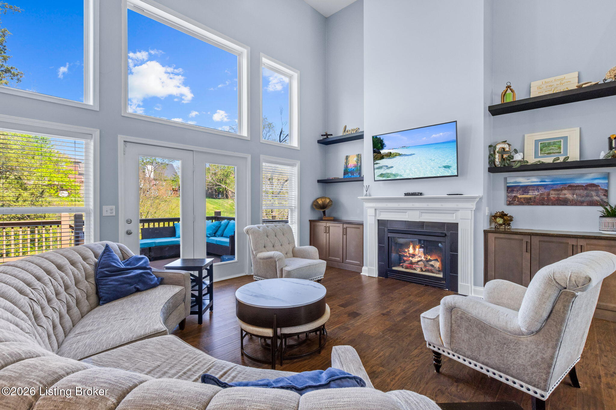 10609 Elder Ln