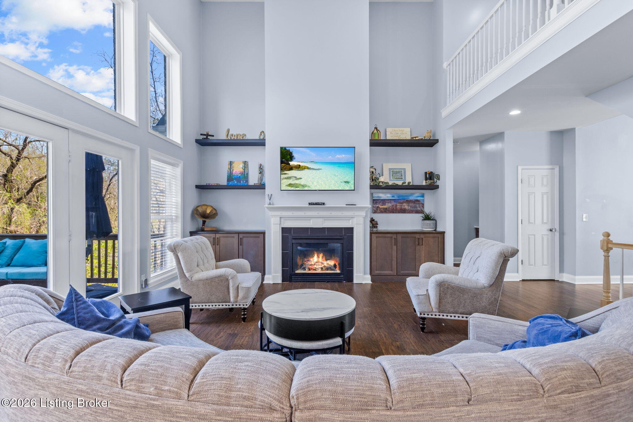 10609 Elder Ln