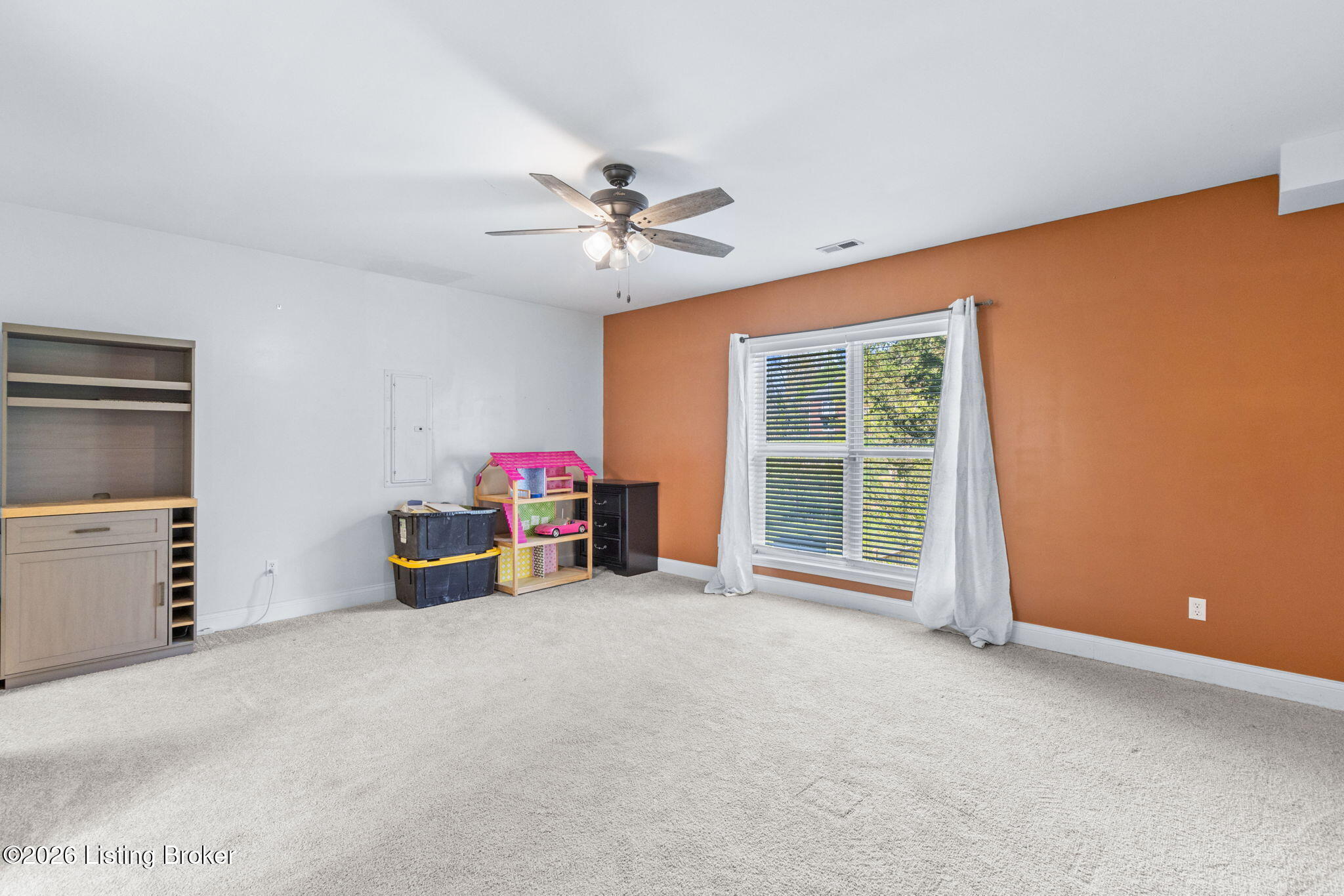 10609 Elder Ln