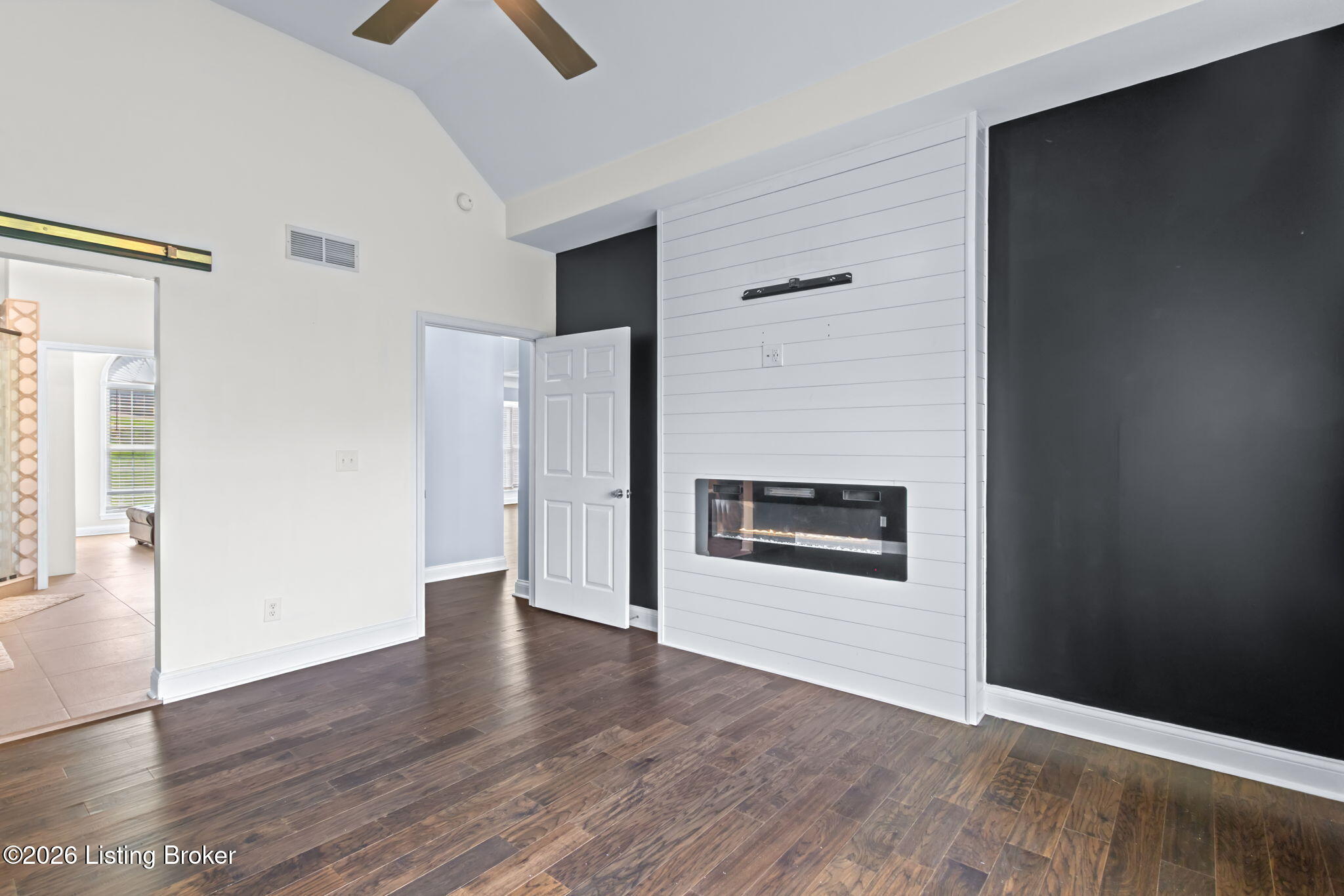 10609 Elder Ln