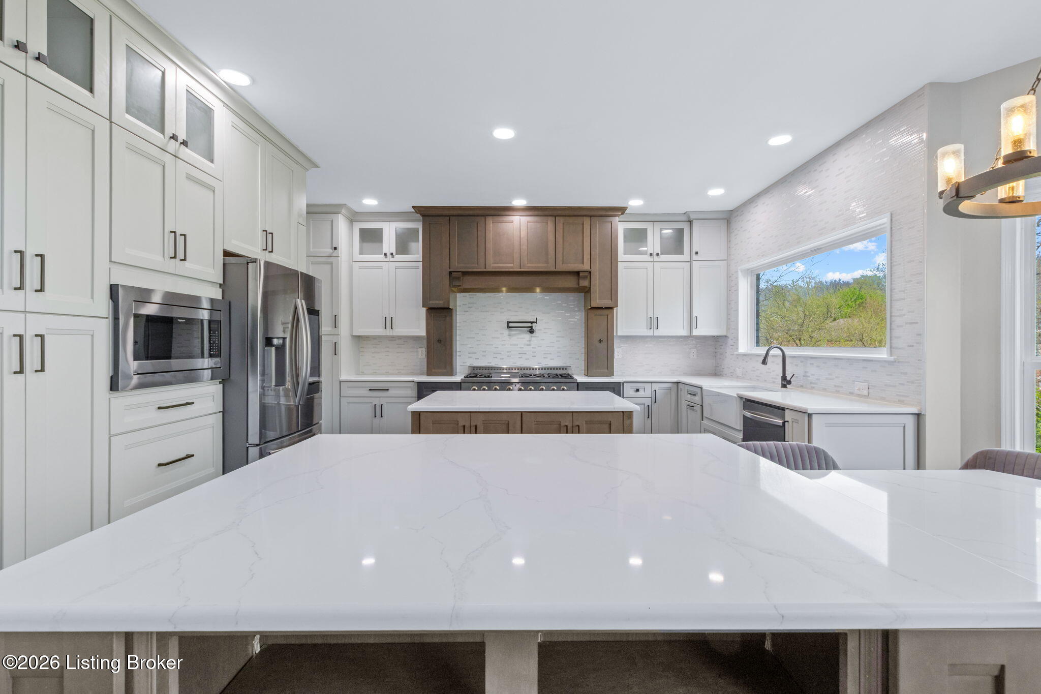 10609 Elder Ln