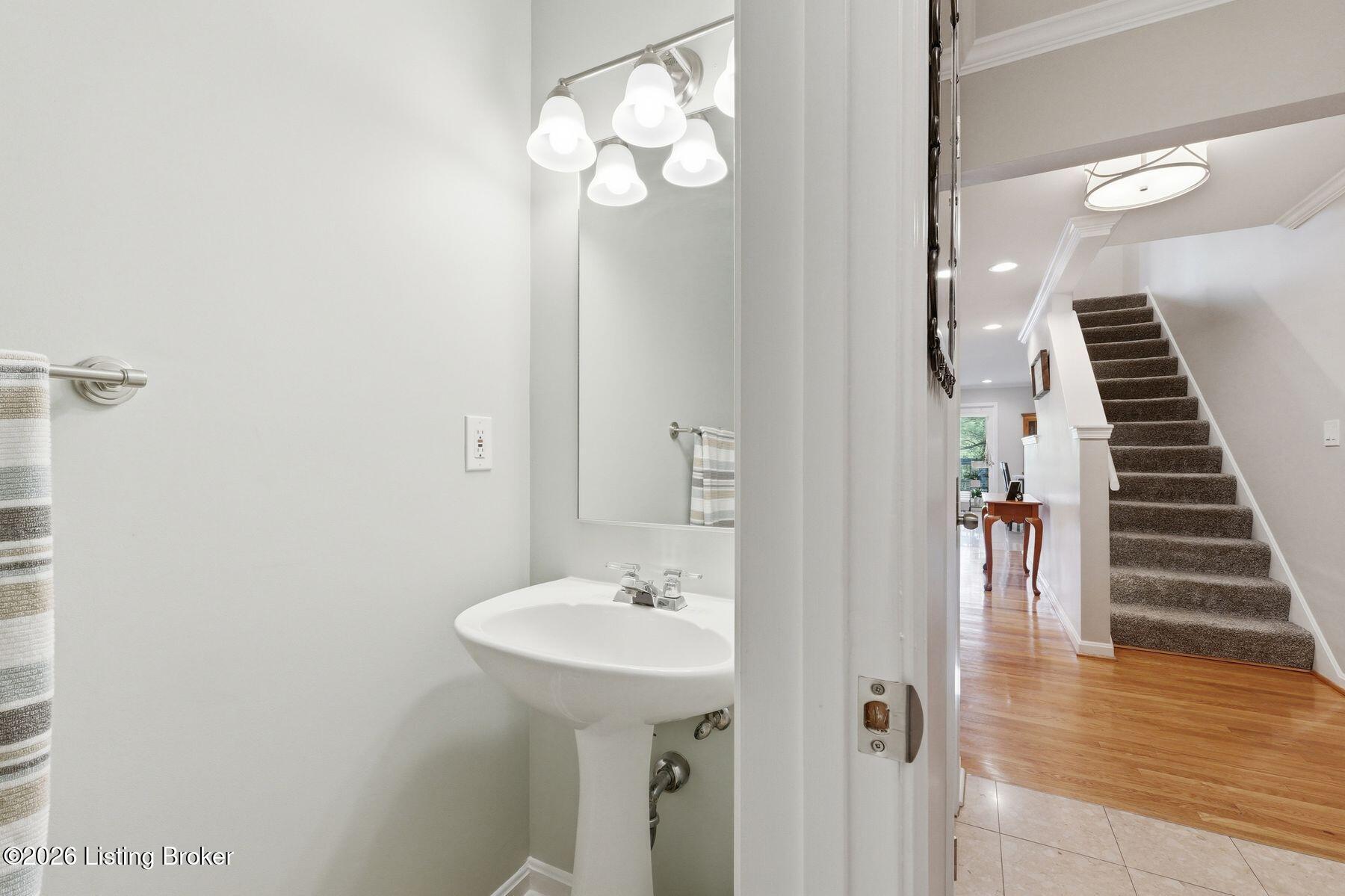 5004 Harrods Landing Dr