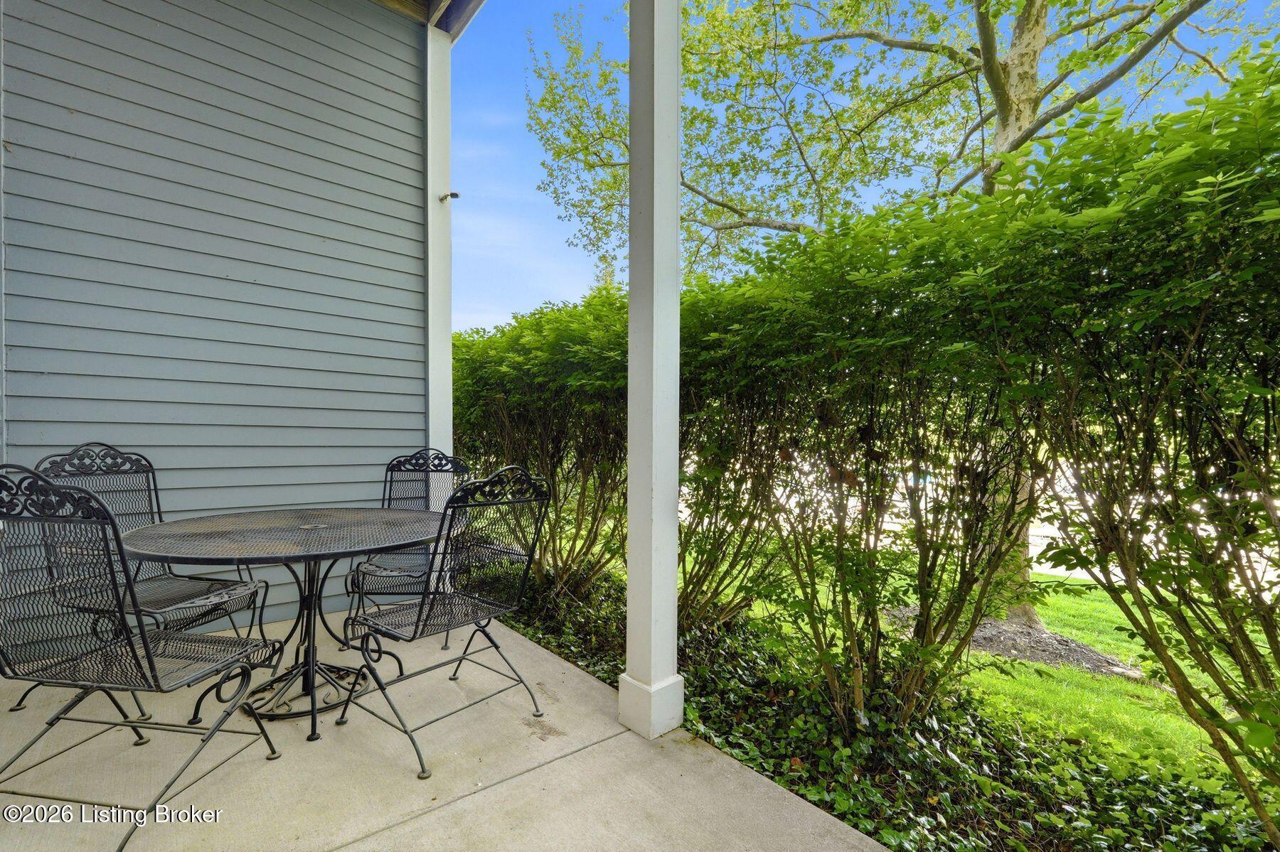 5004 Harrods Landing Dr