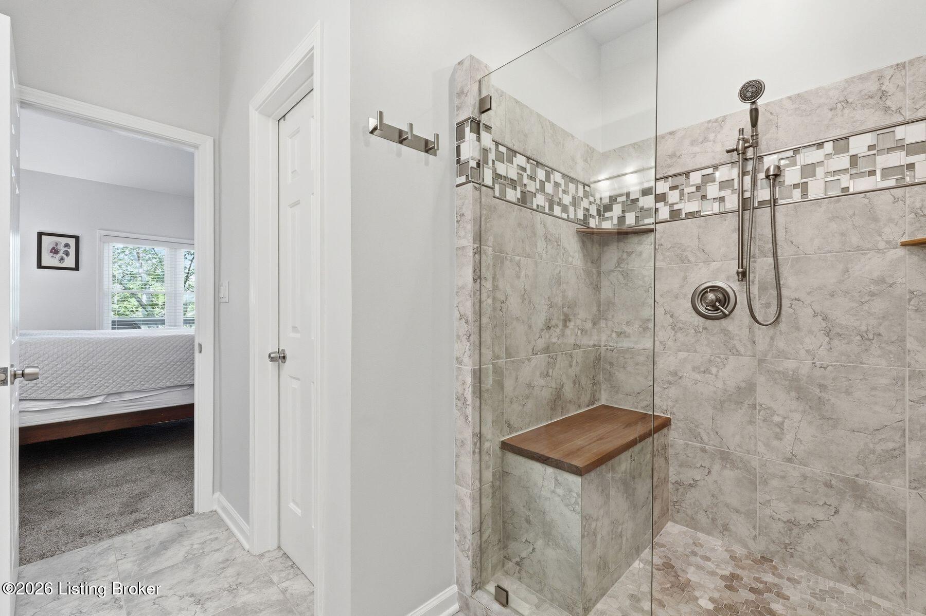 5004 Harrods Landing Dr