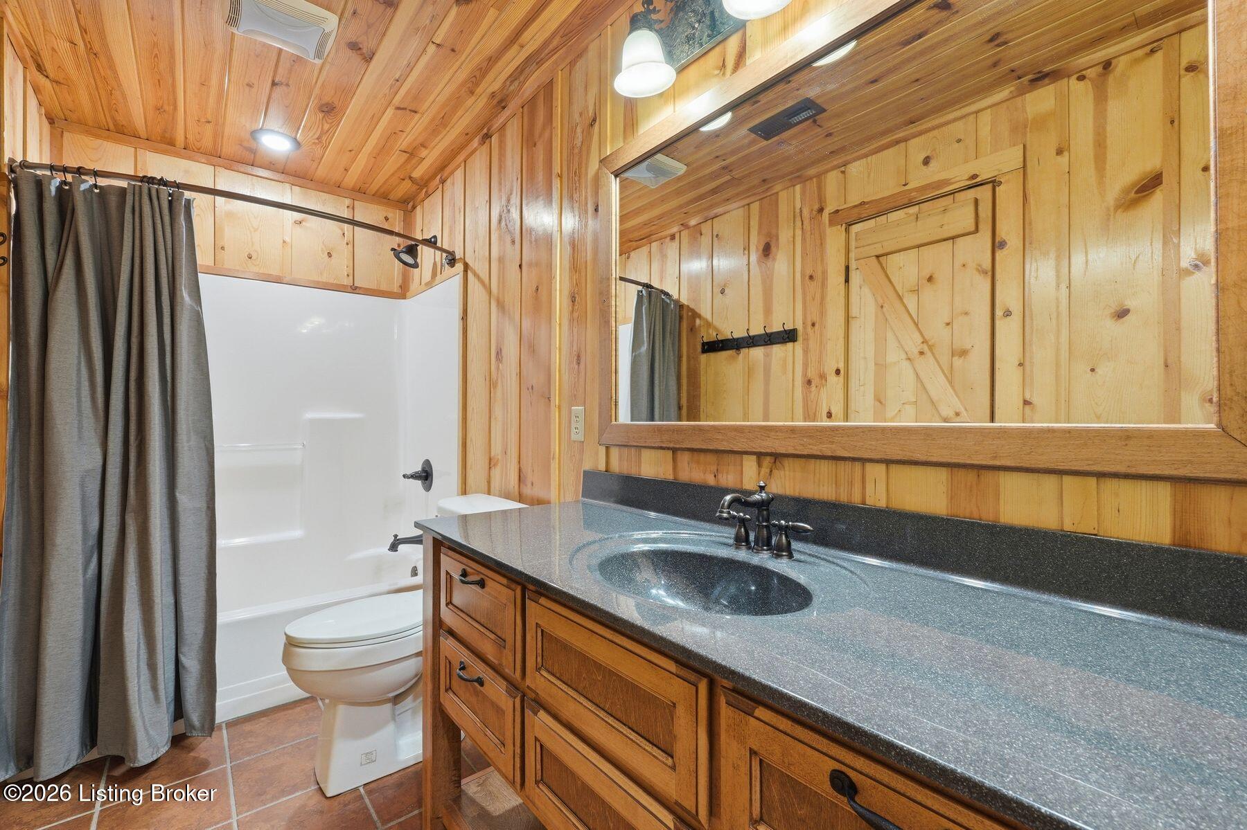 29 River Run Rd