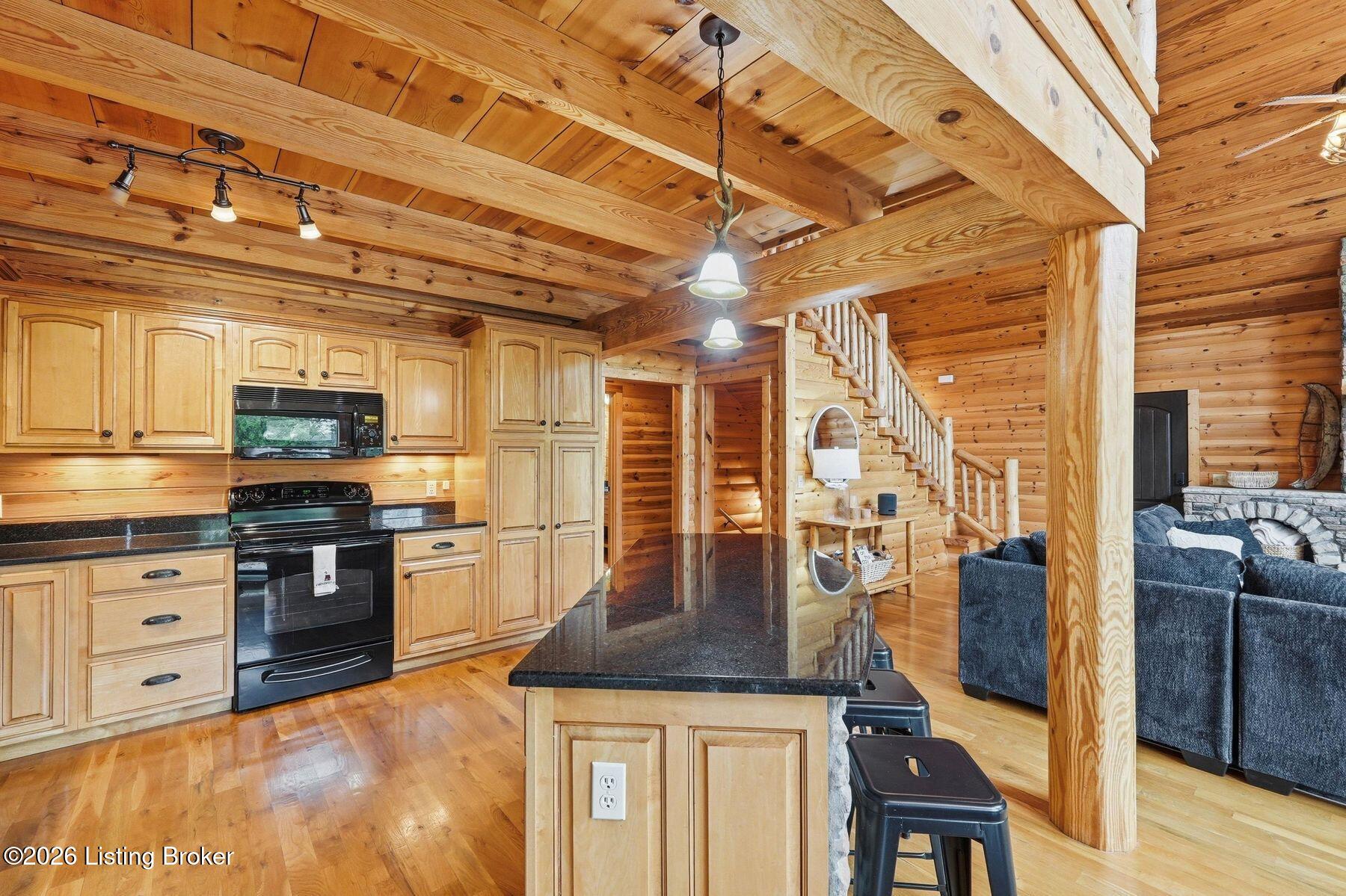 29 River Run Rd