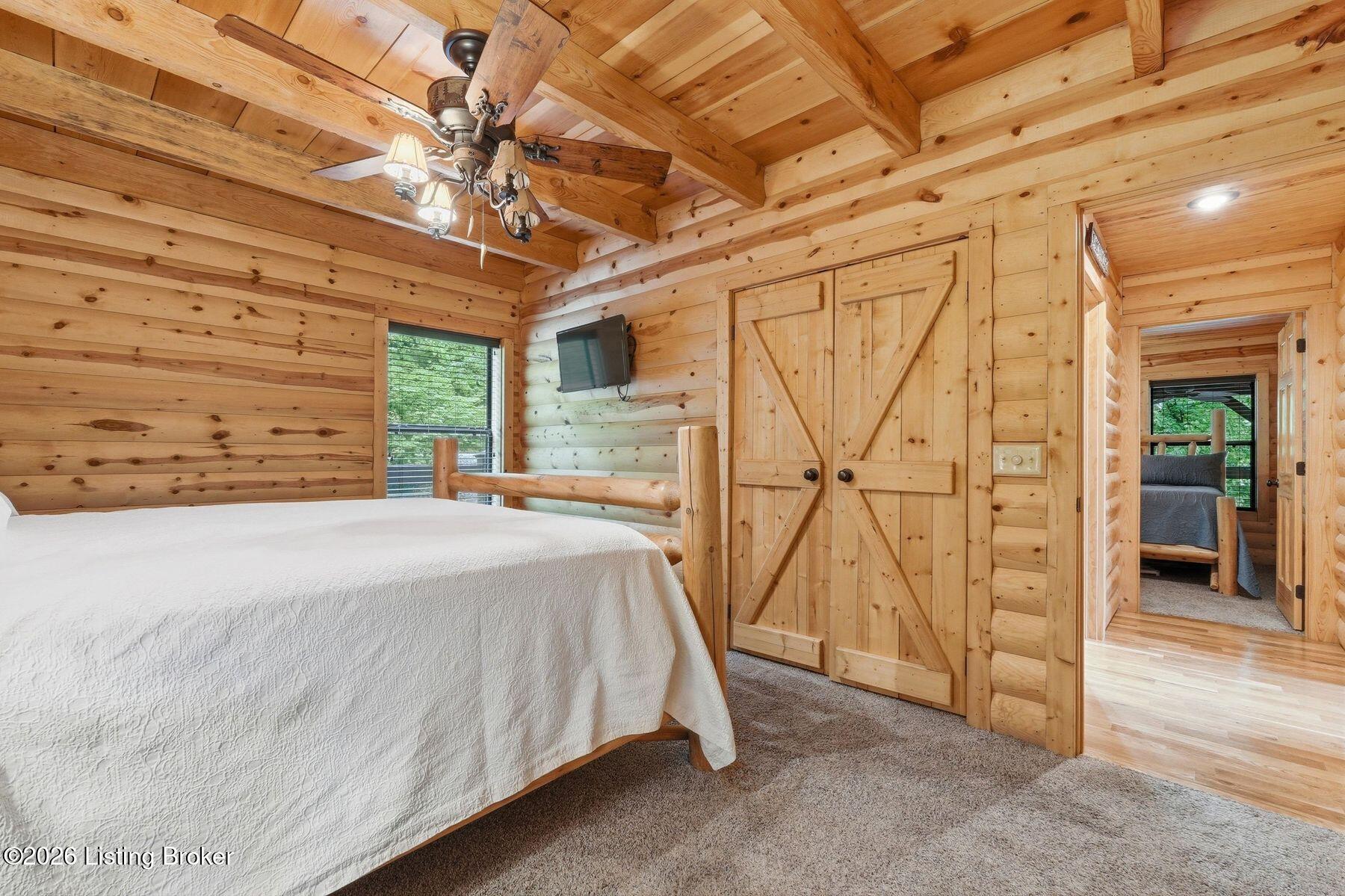 29 River Run Rd