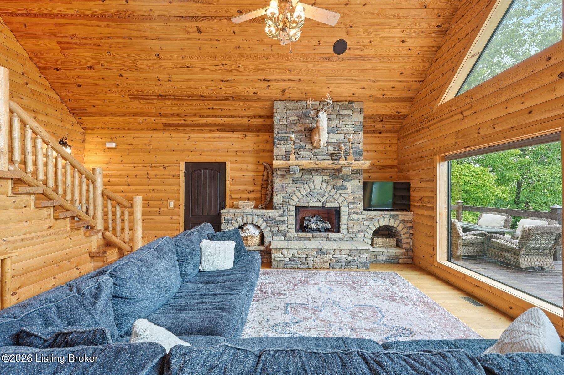 29 River Run Rd