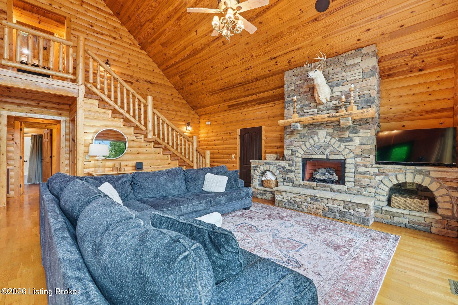 29 River Run Rd