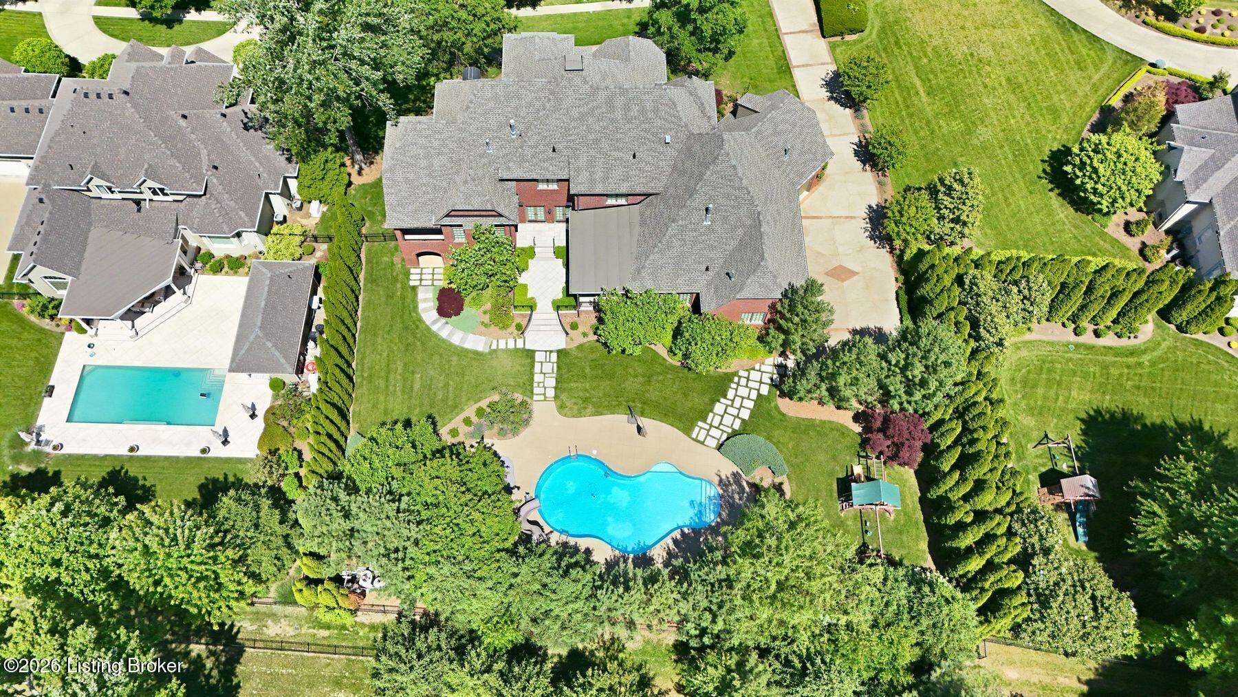 5402 Farm Ridge Ln