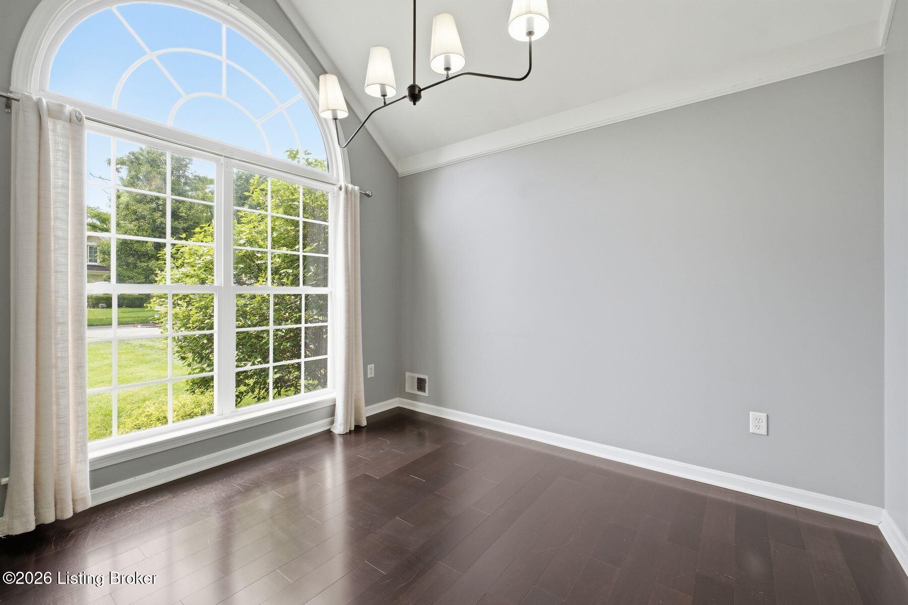 3413 S Winchester Acres Rd