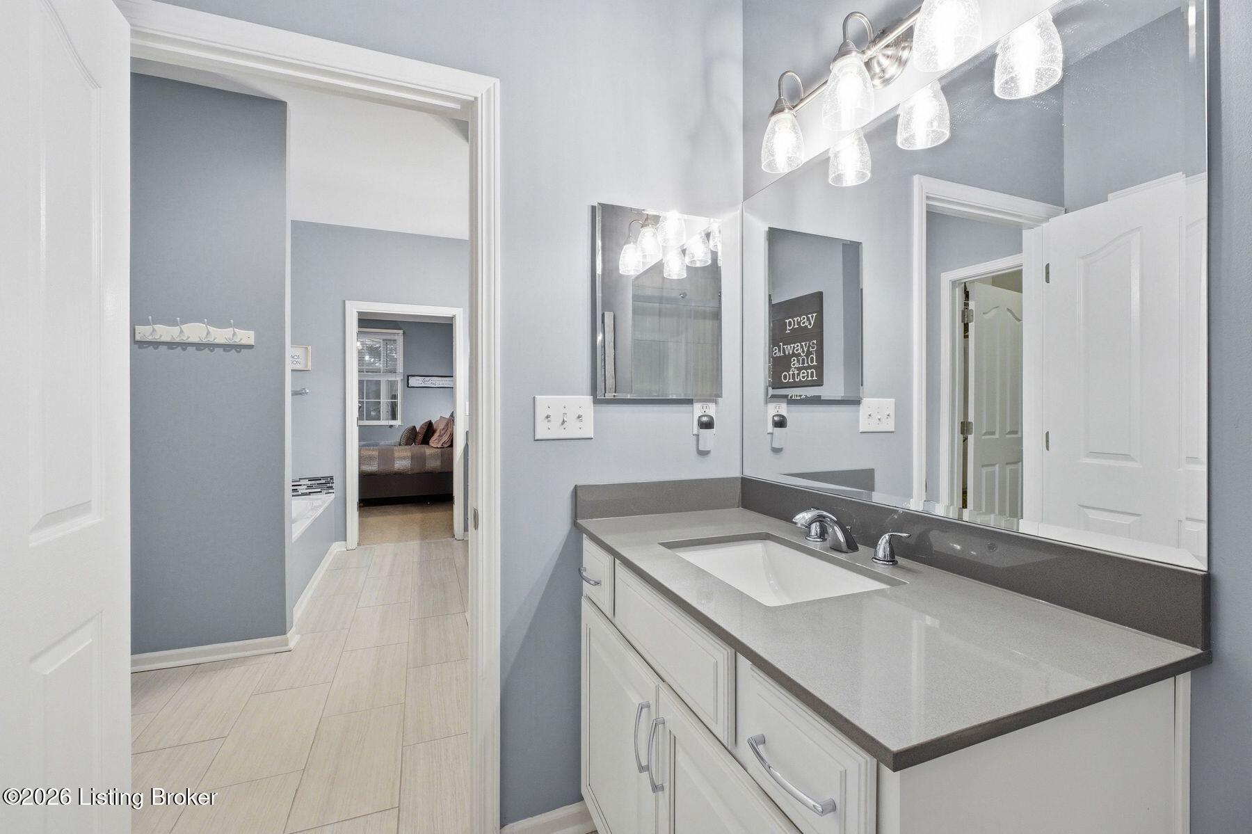 1102 Nursery Ct