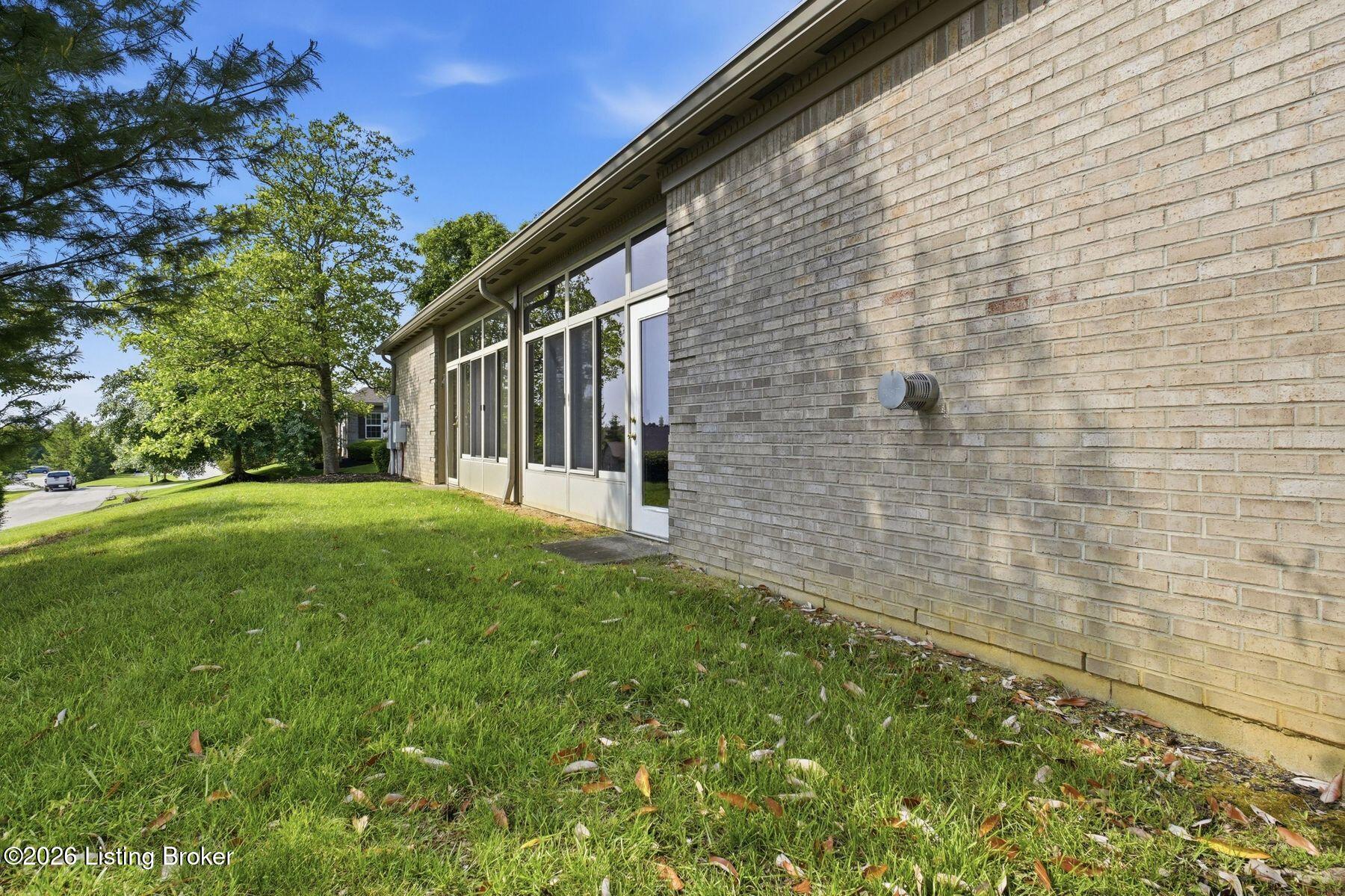 1102 Nursery Ct