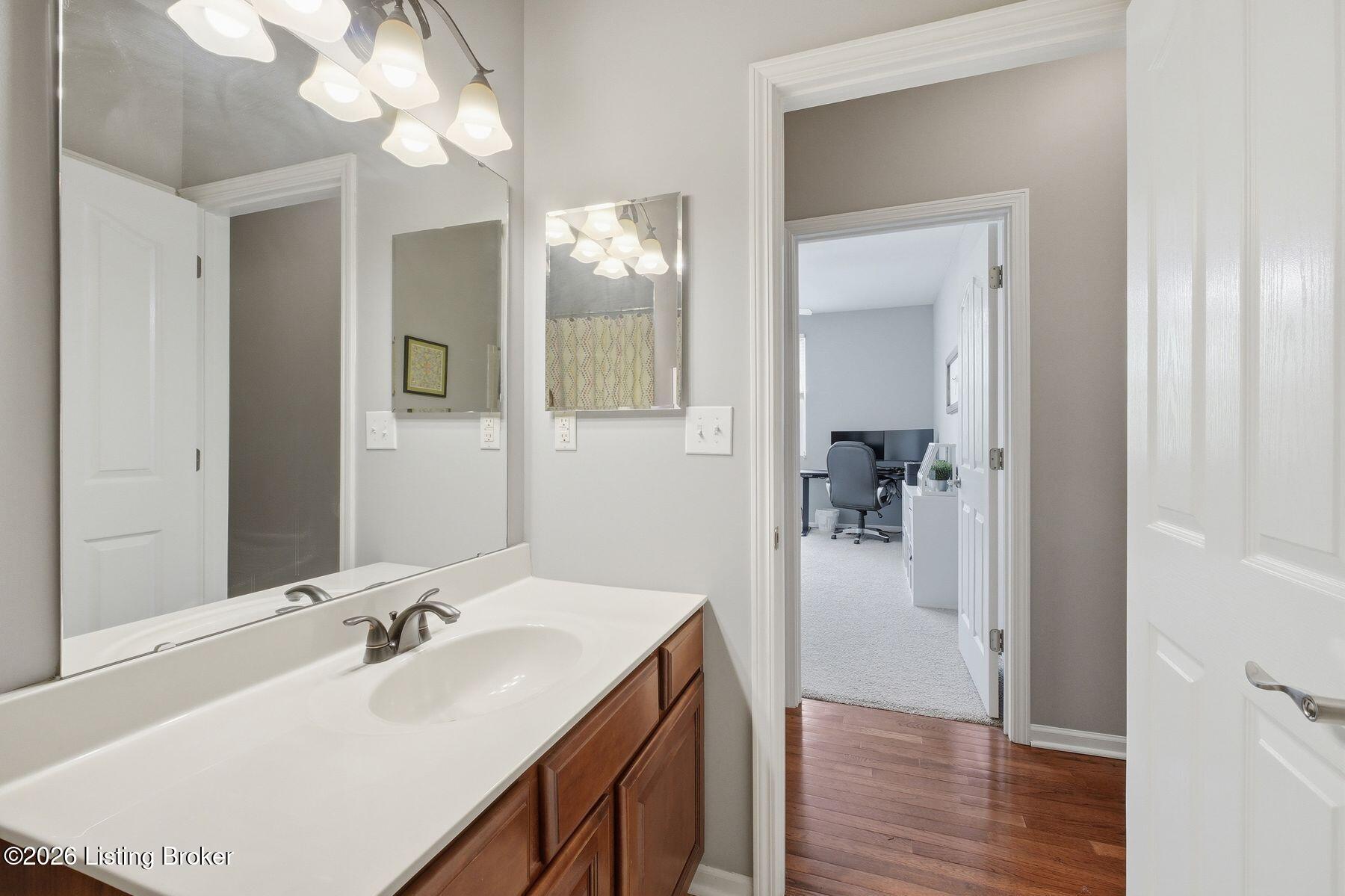 1102 Nursery Ct