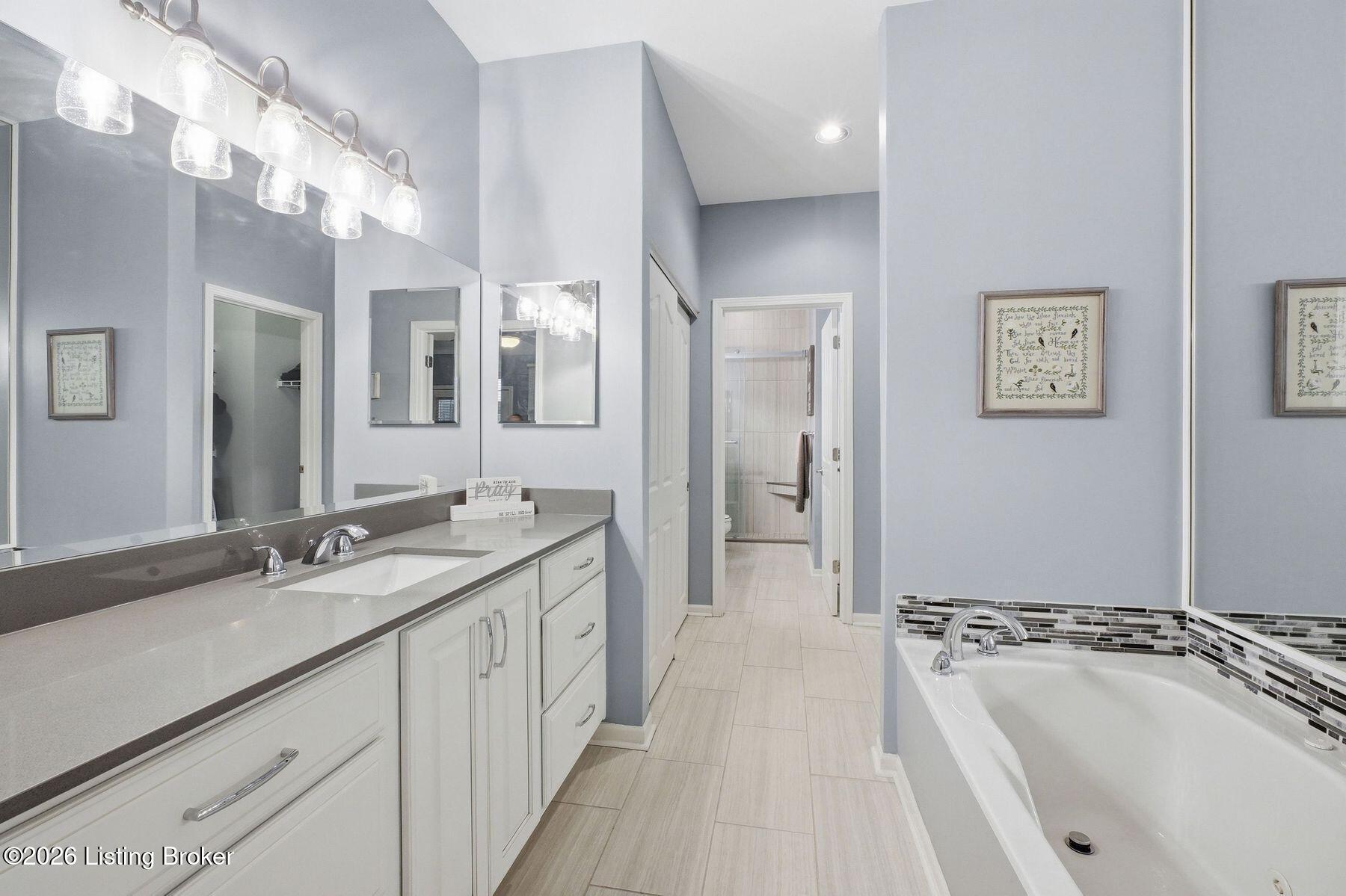 1102 Nursery Ct