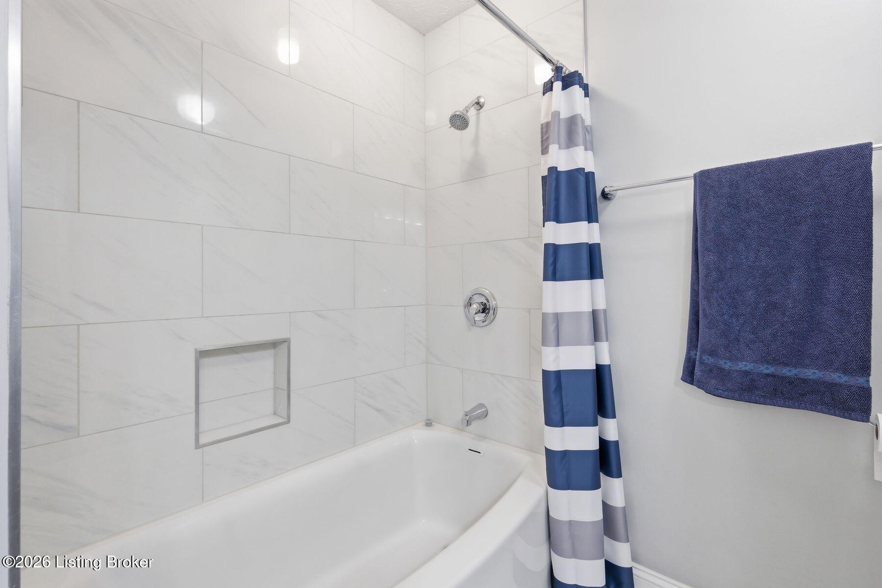 3704 Locust Circle West