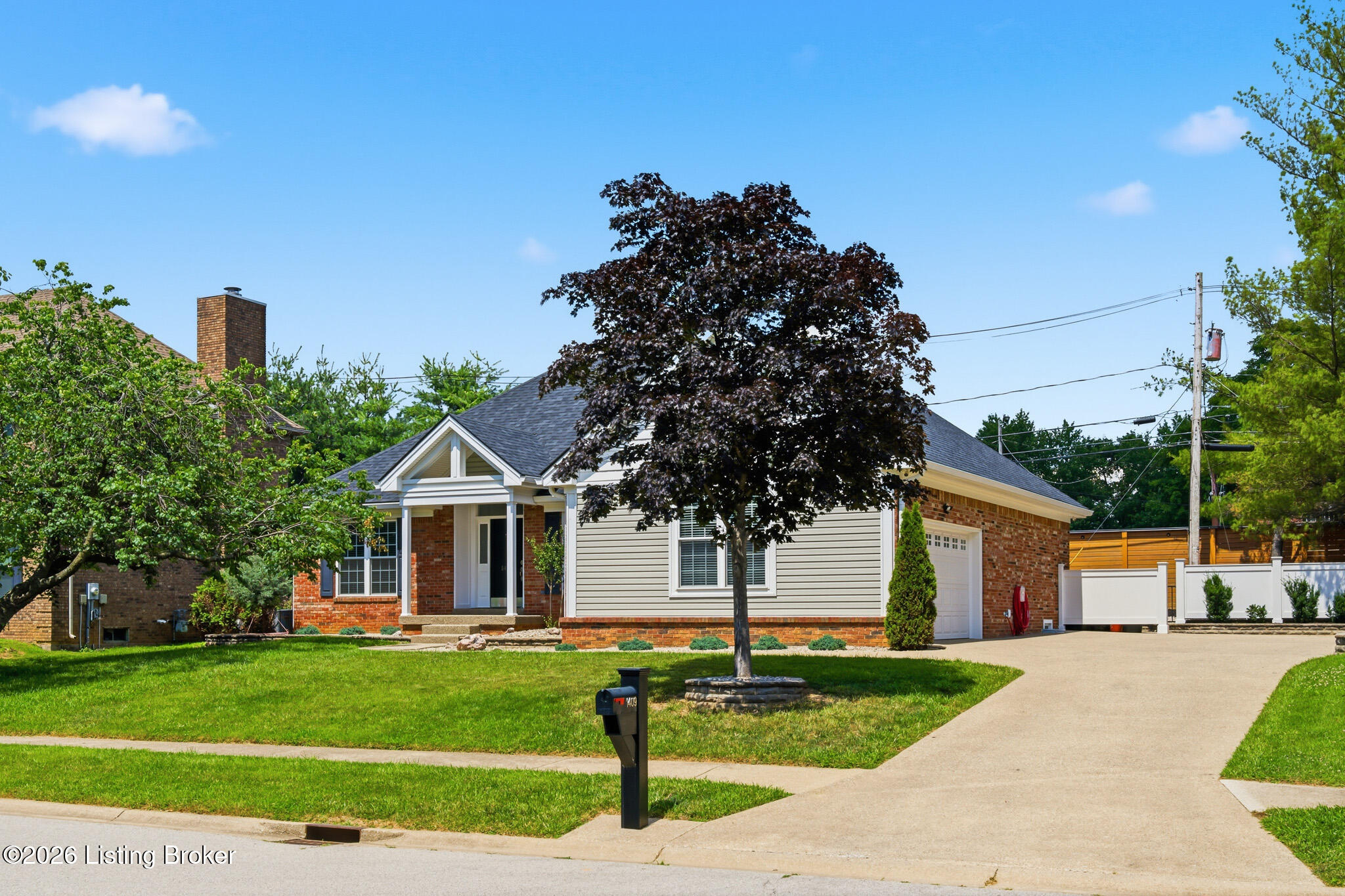 1409 Twin Ridge Rd