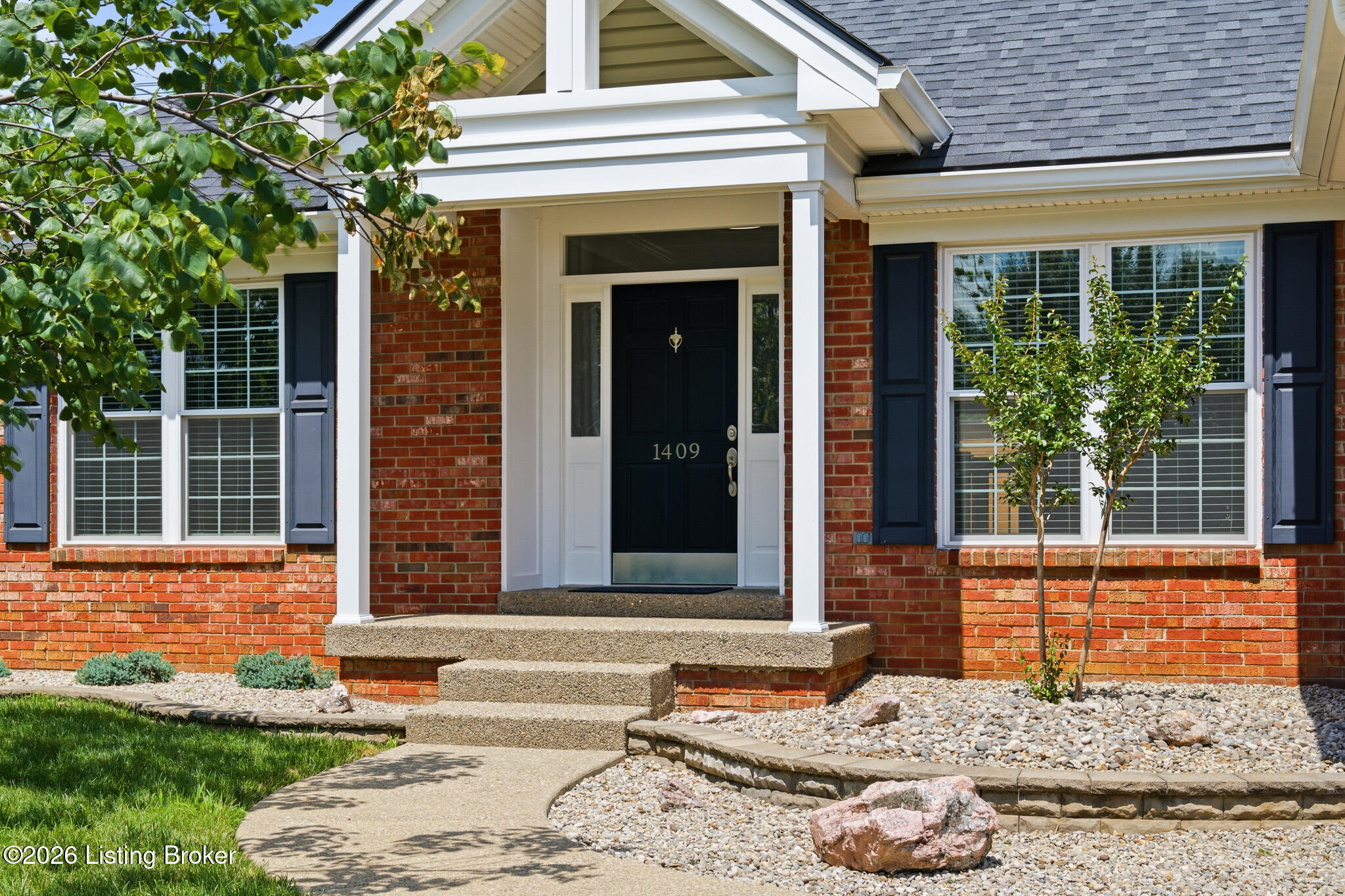 1409 Twin Ridge Rd