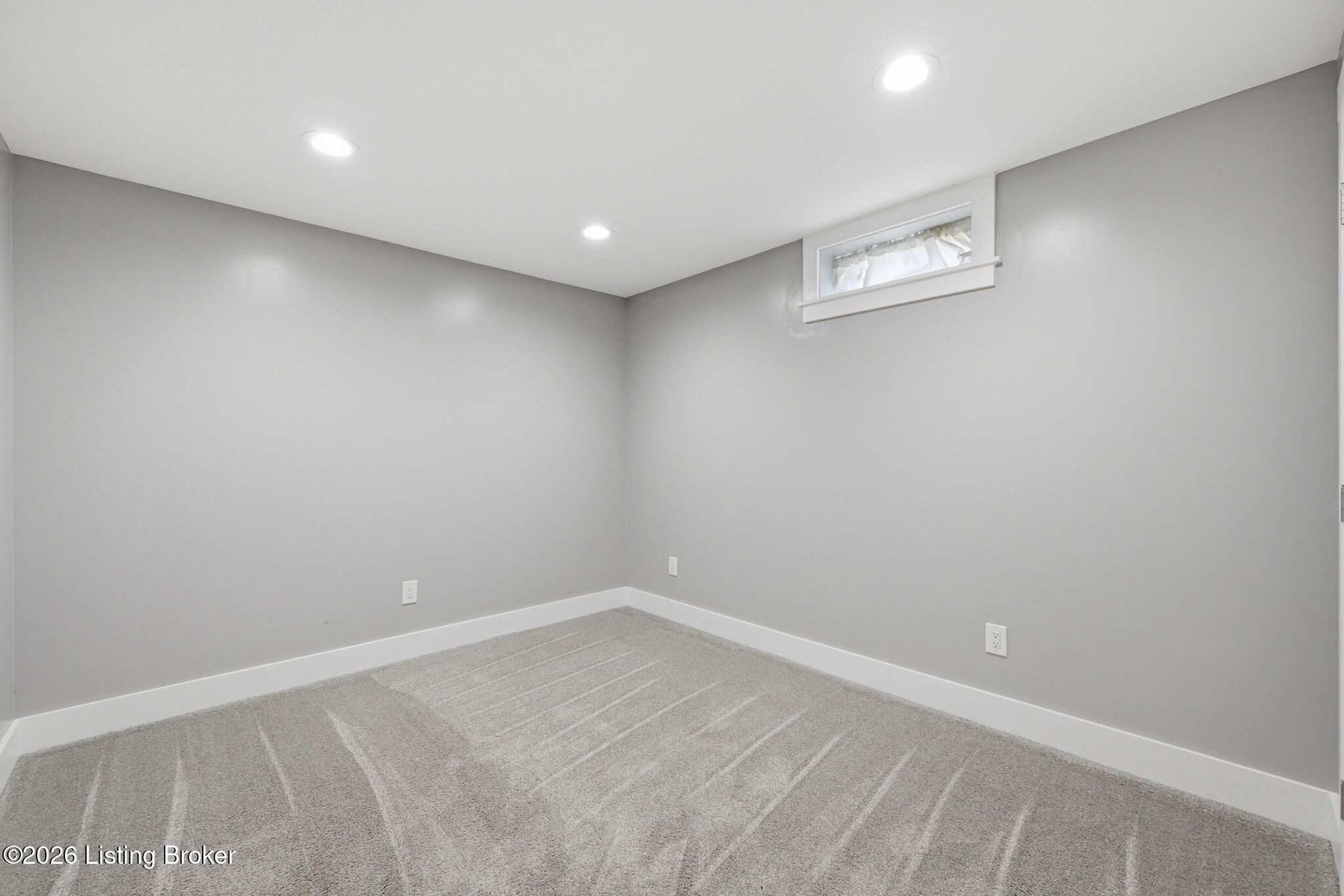 1409 Twin Ridge Rd
