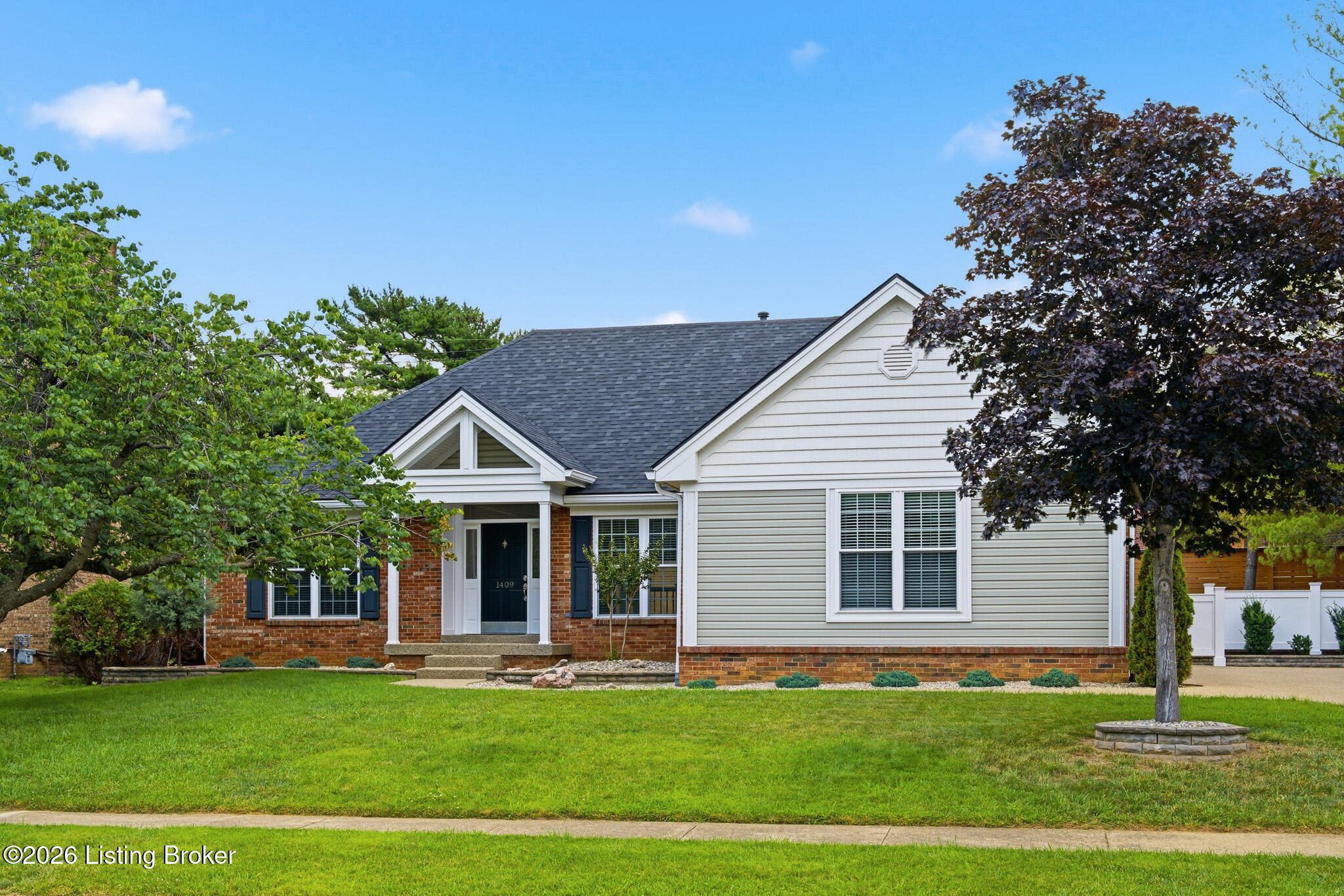 1409 Twin Ridge Rd