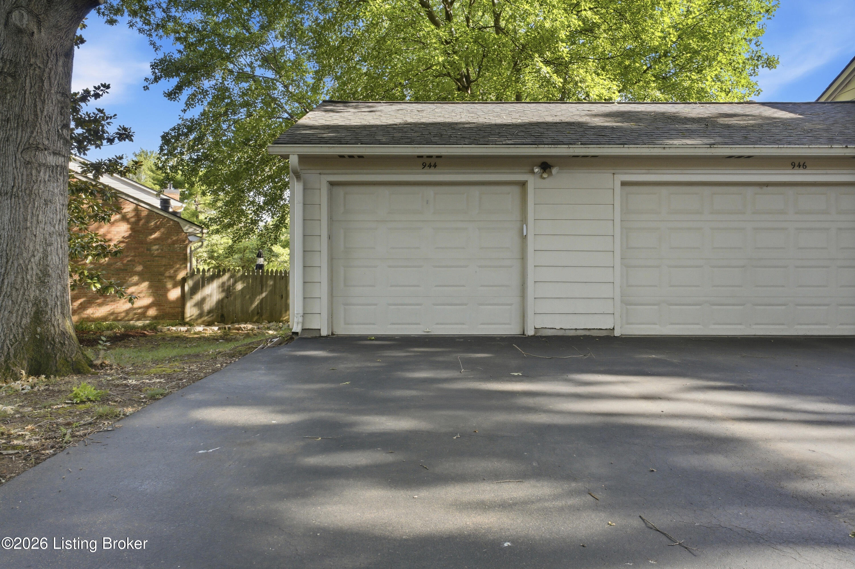 944 Burning Springs Cir