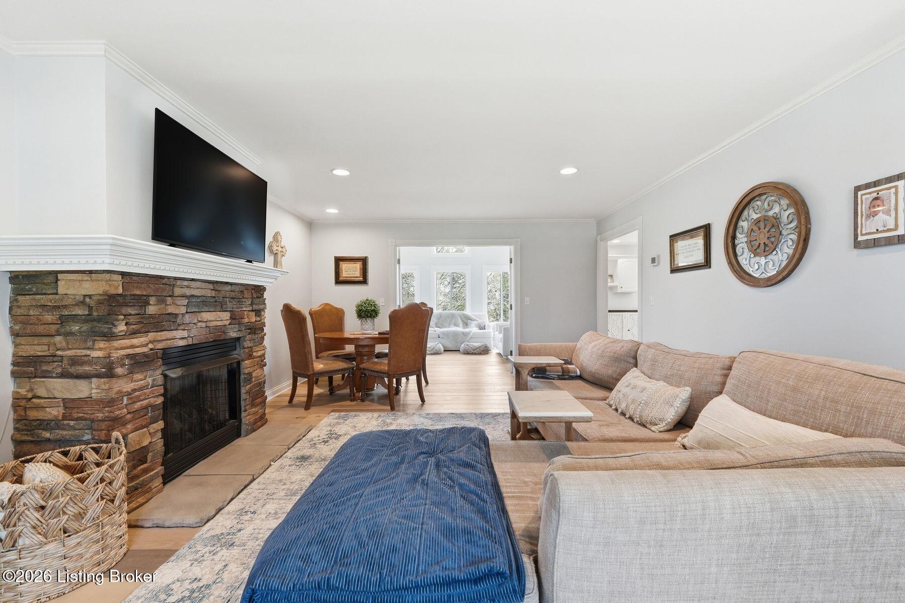 145 Stony Point Ct