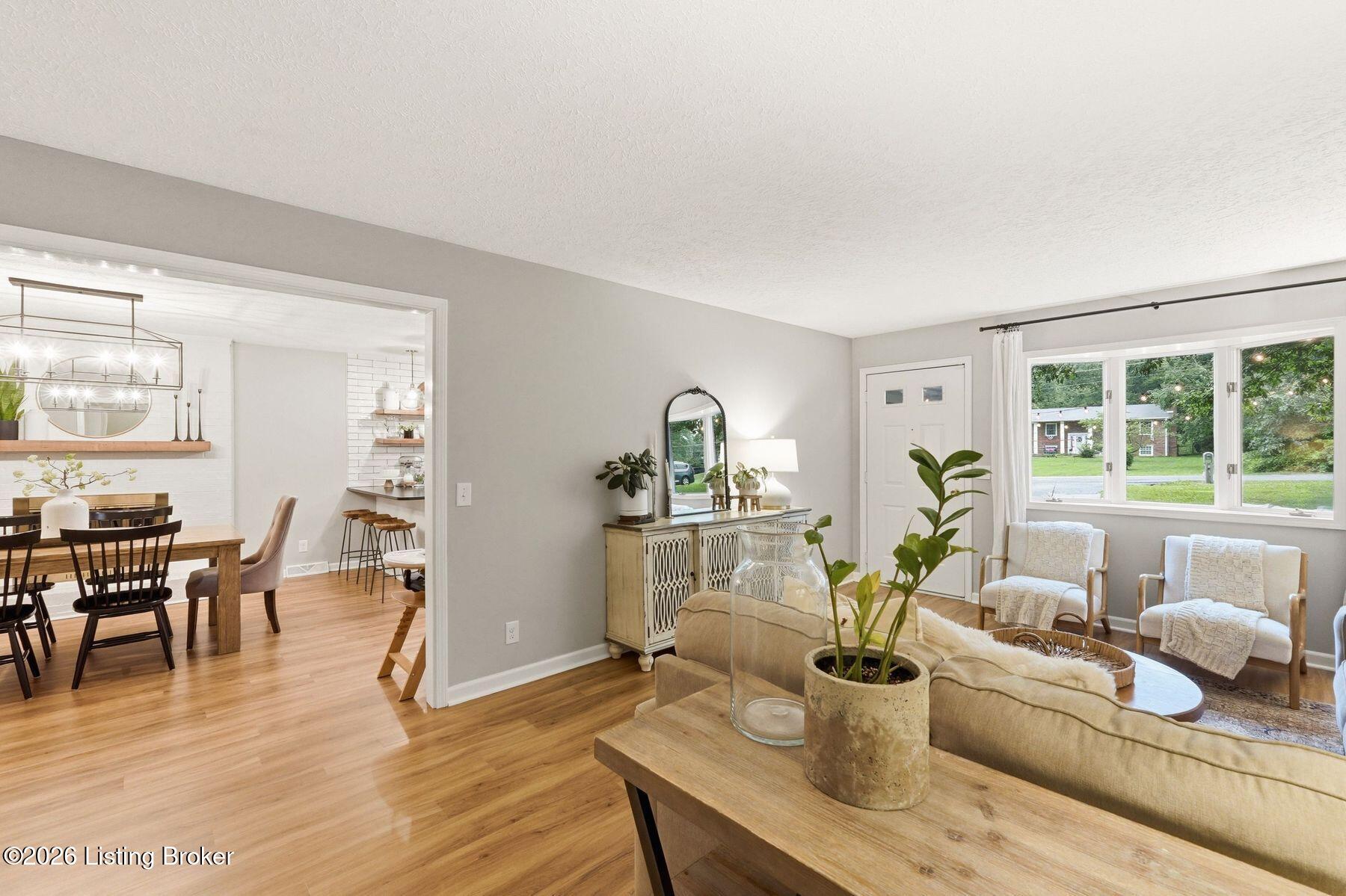 185 Autumn Way