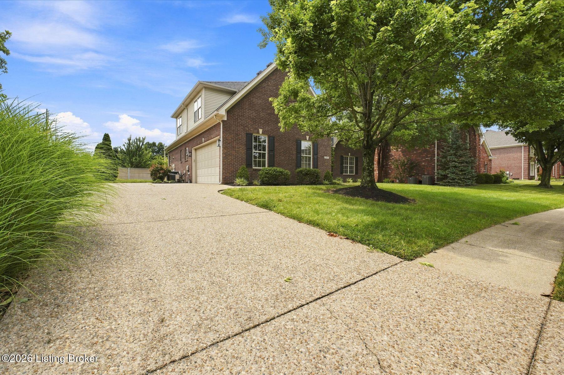 5304 Wolfpen Woods Dr