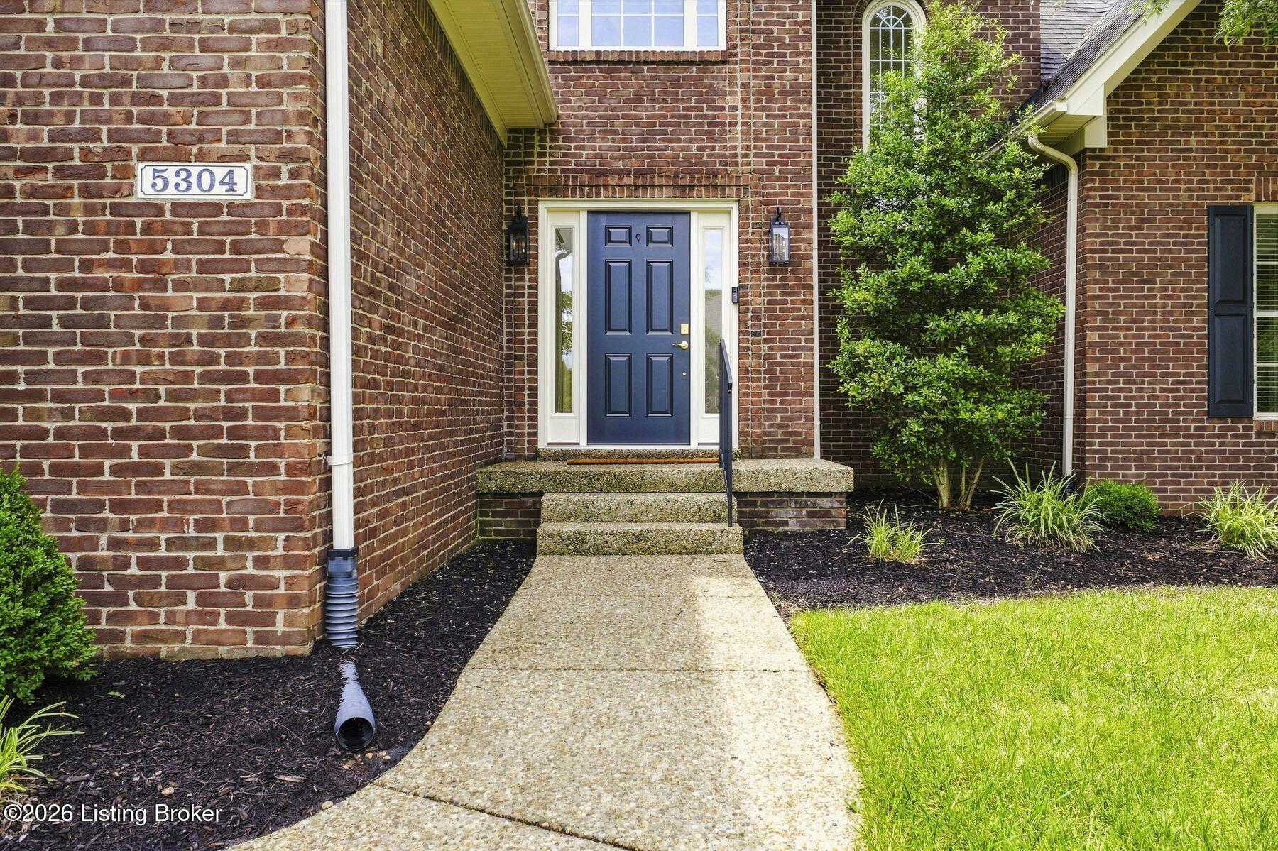 5304 Wolfpen Woods Dr