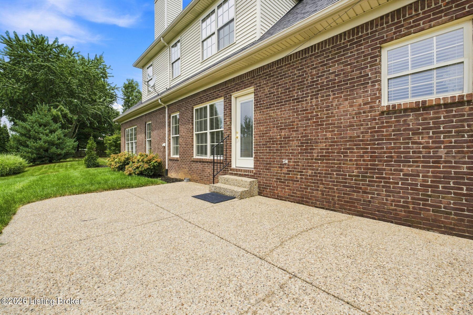 5304 Wolfpen Woods Dr
