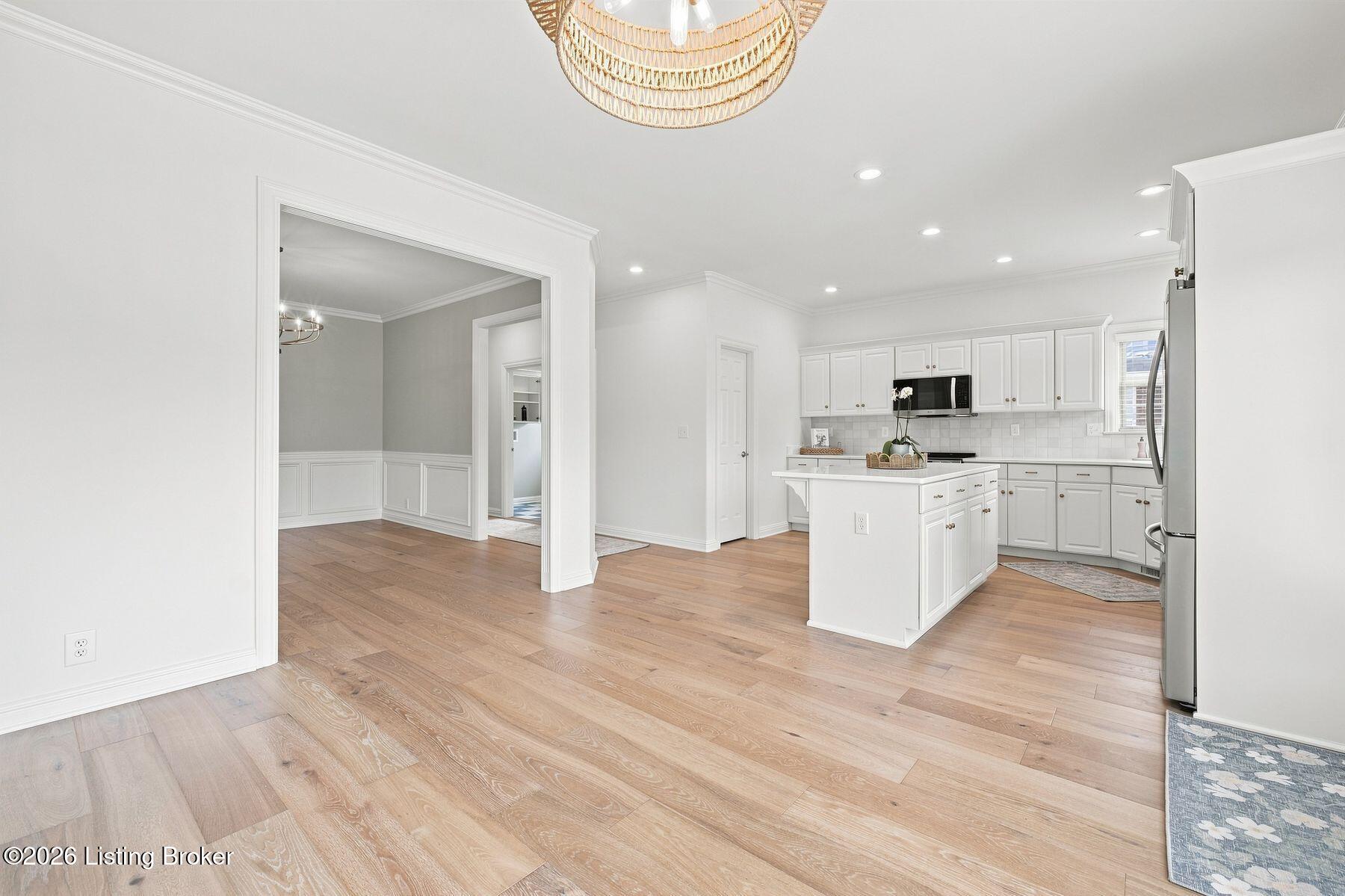 5304 Wolfpen Woods Dr