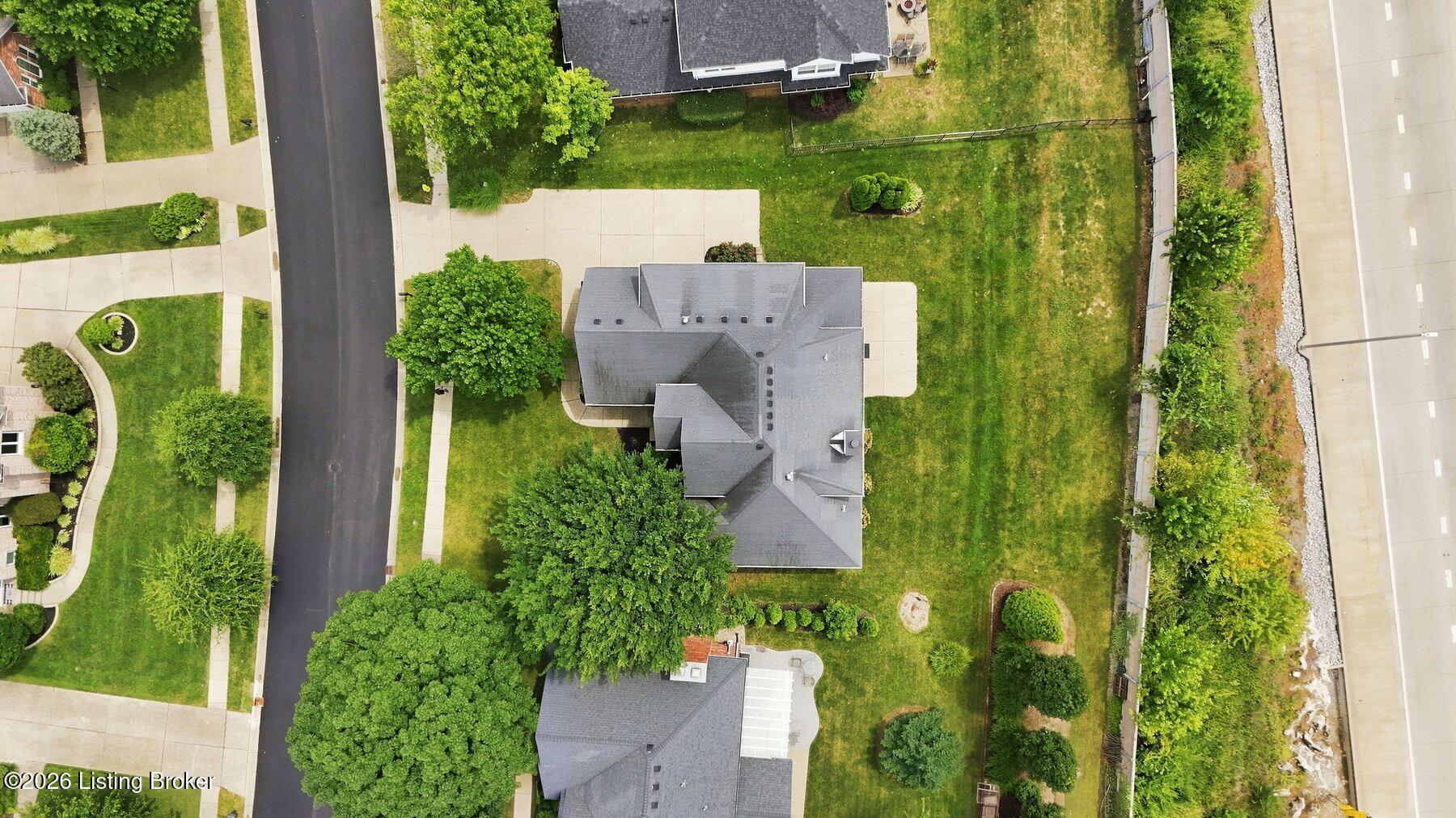 5304 Wolfpen Woods Dr