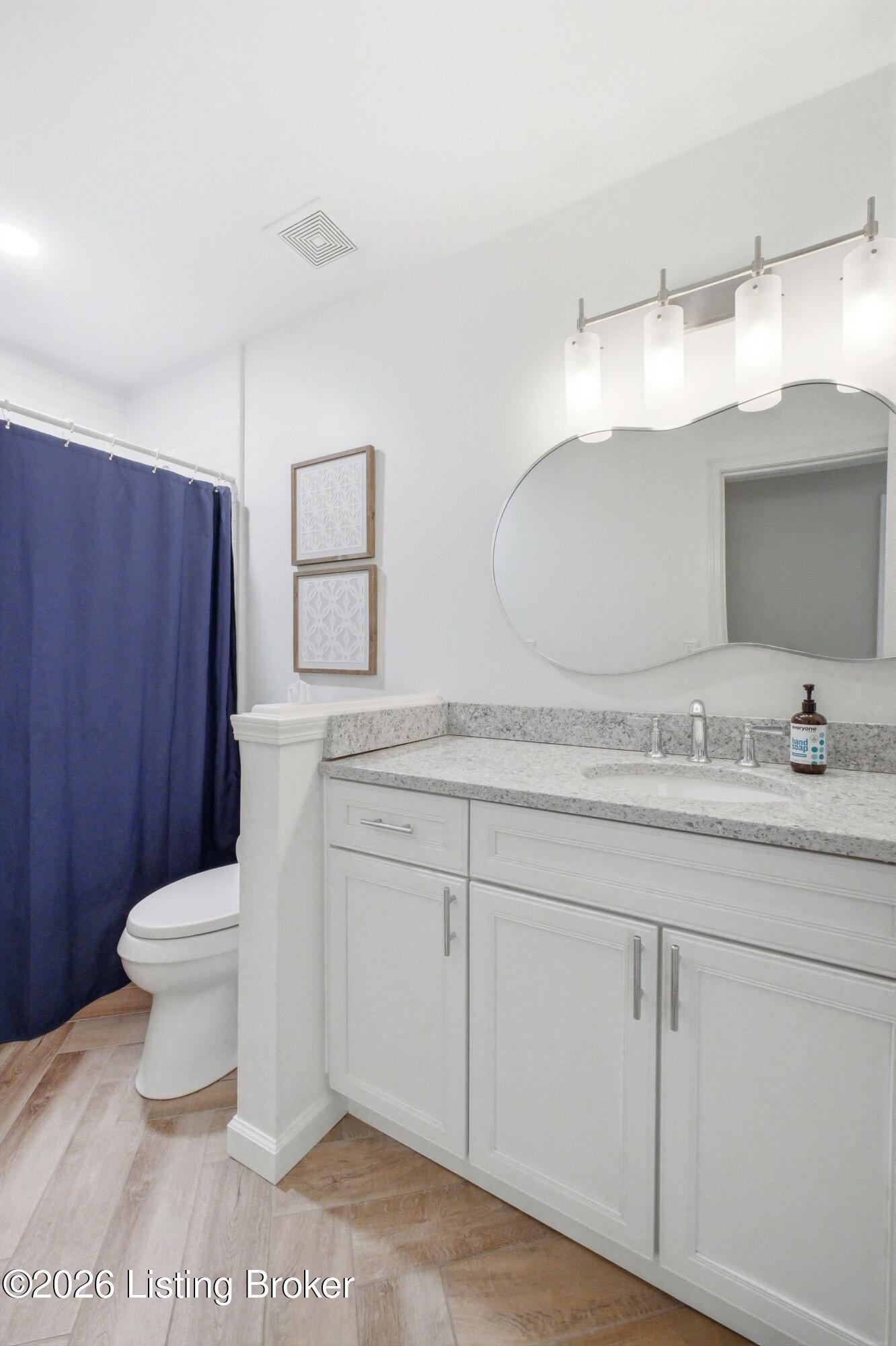 3410 Broeck Pointe Cir