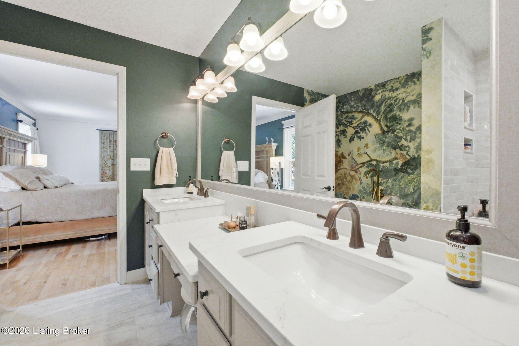 3410 Broeck Pointe Cir