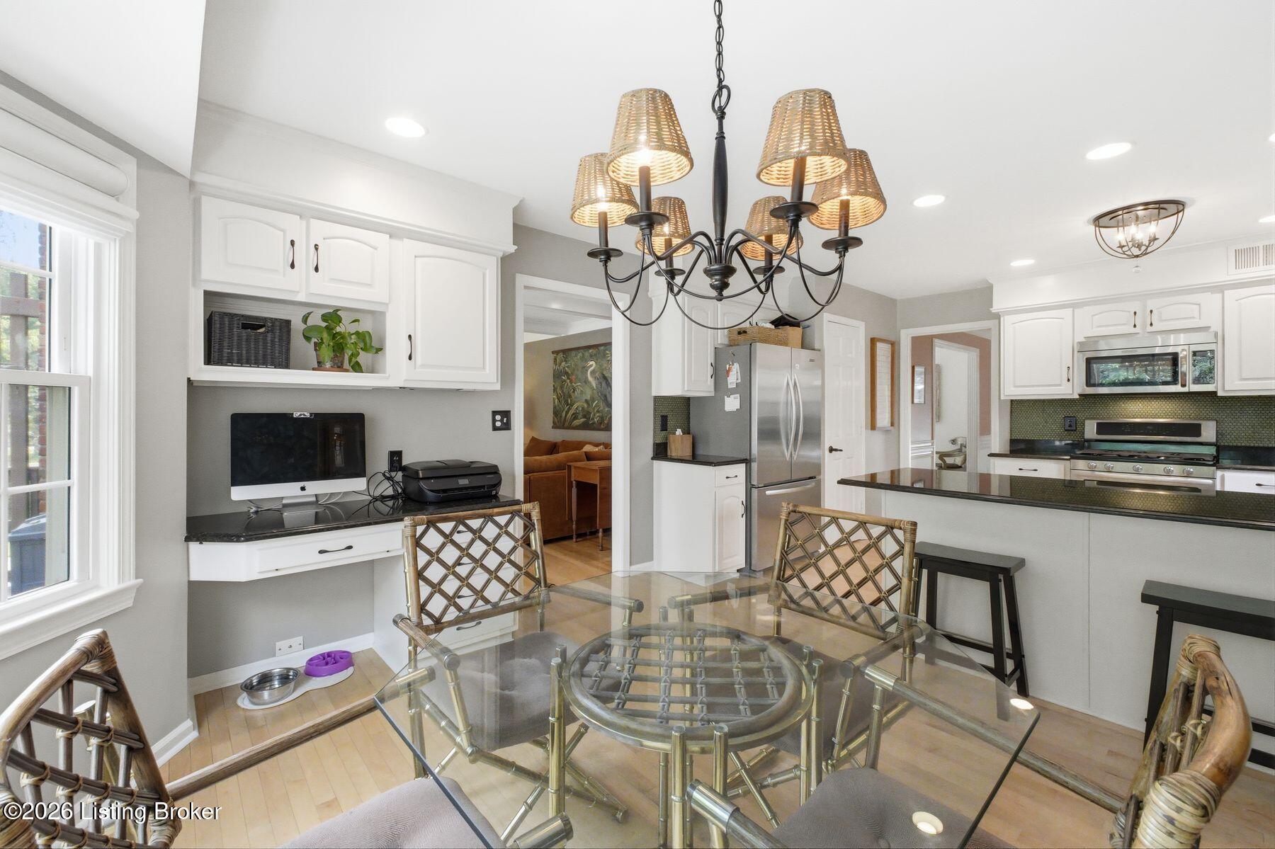3410 Broeck Pointe Cir