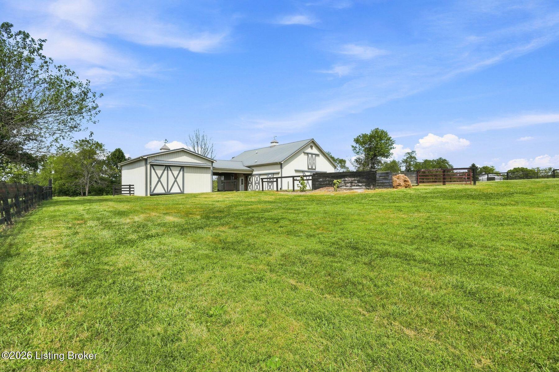 1799 Veechdale Rd