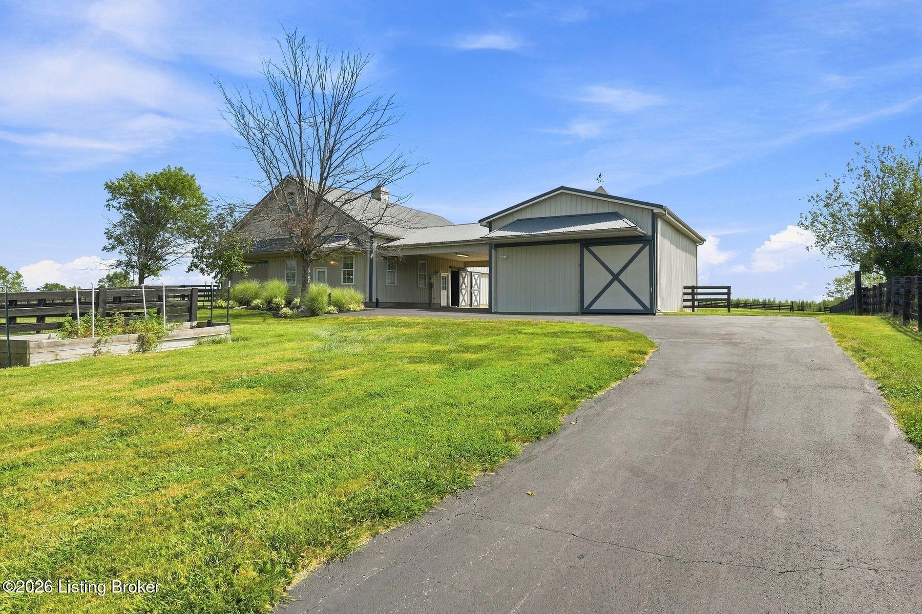 1799 Veechdale Rd