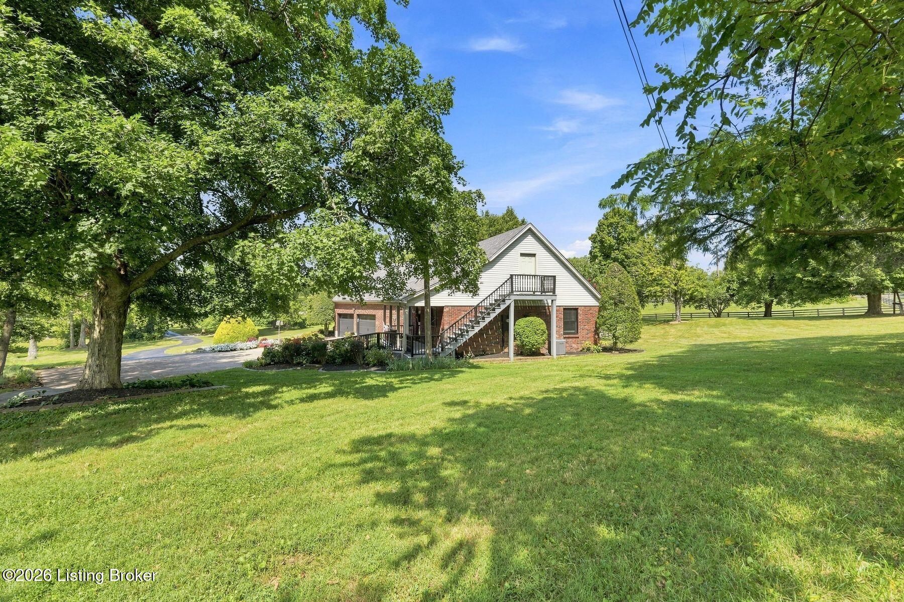 1799 Veechdale Rd