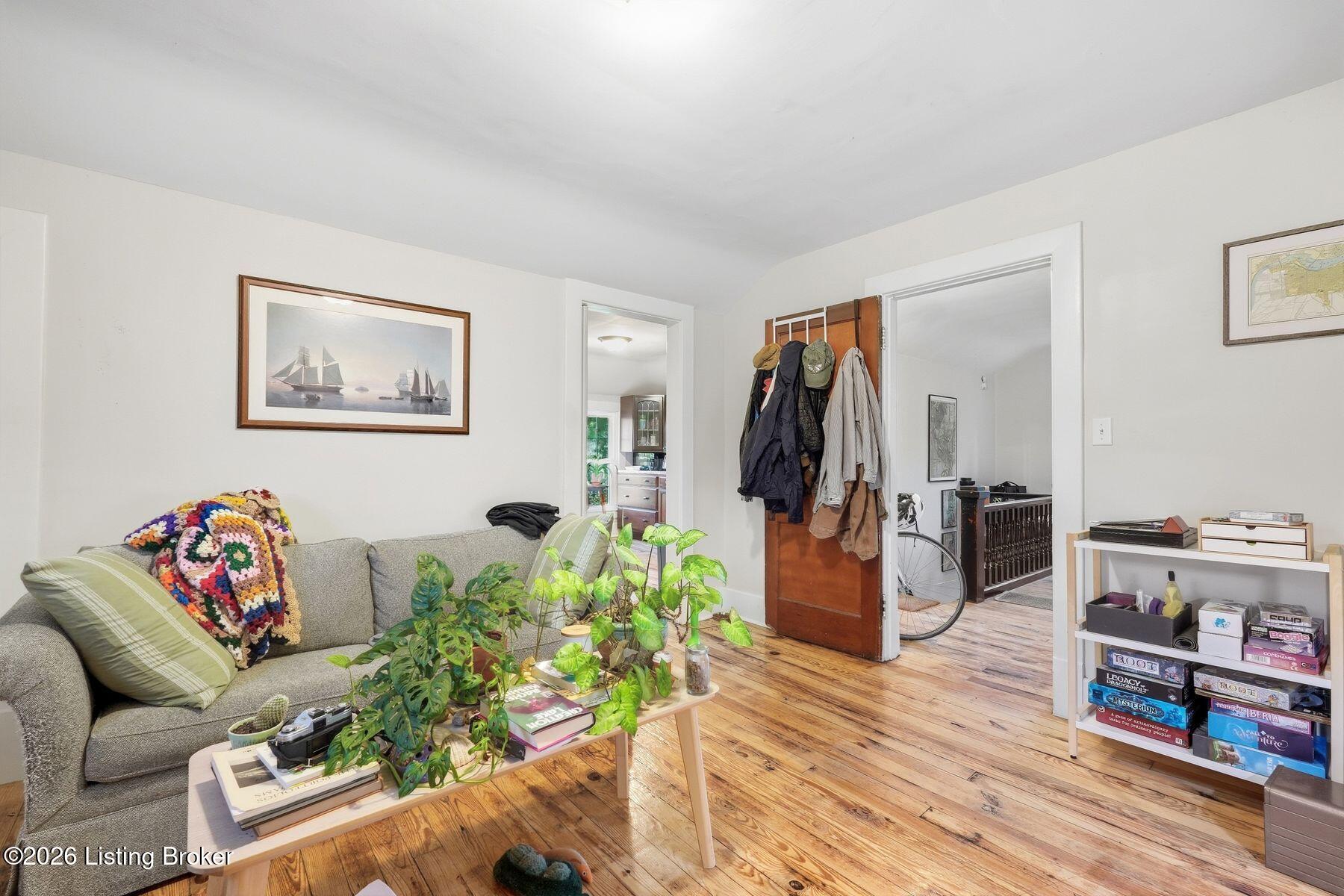 1855 Harvard Dr