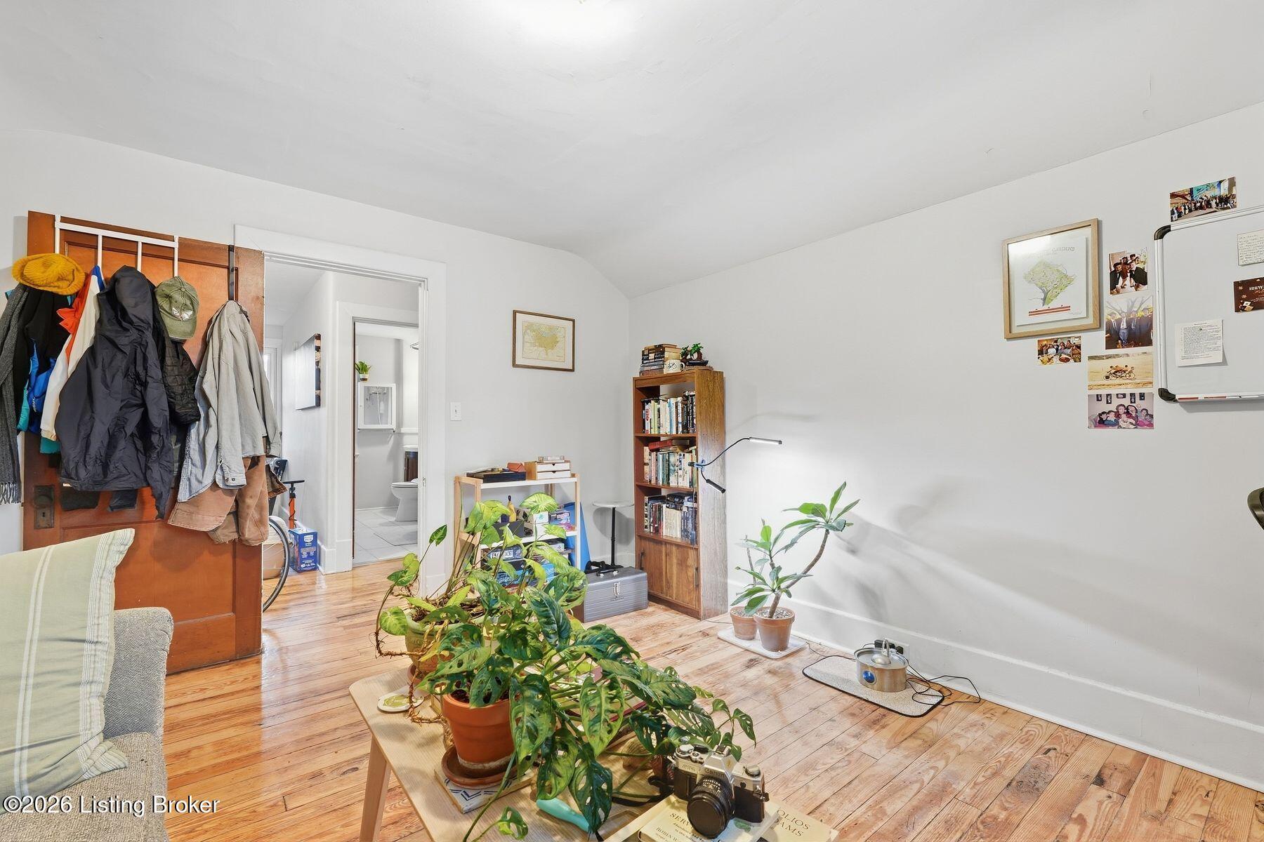 1855 Harvard Dr